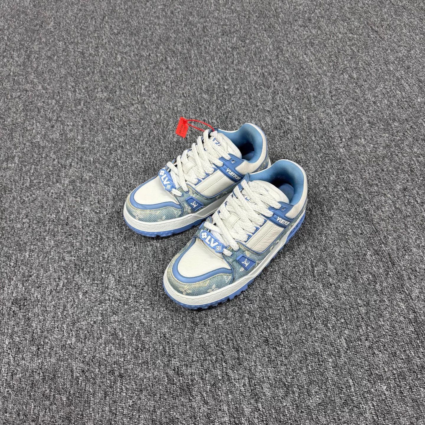 Louis Vuitton LV White Blue Denim Pang Ding TrainerMax 42 99 New Size US 9 / EU 42 - 1 Thumbnail