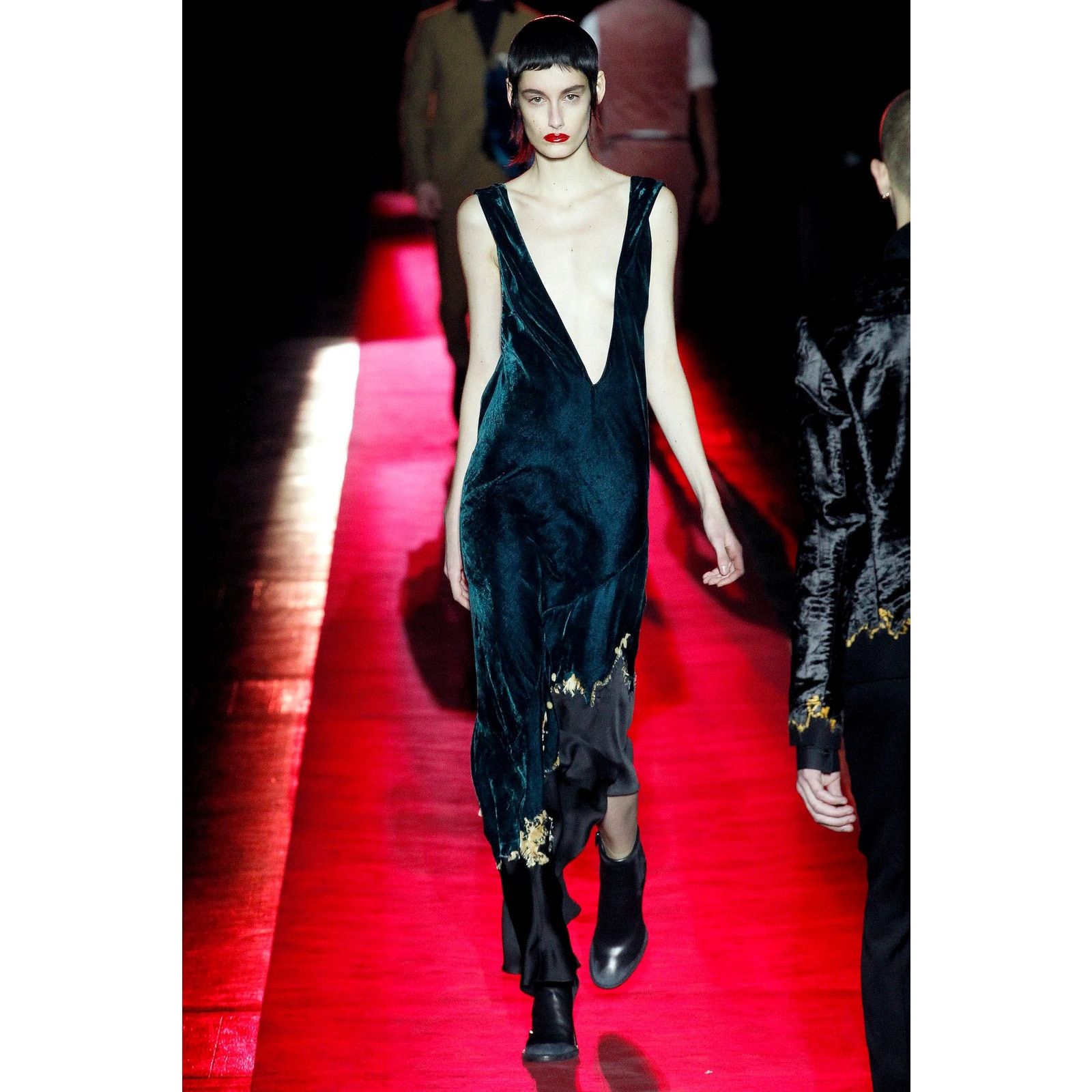 Haider Ackermann FW17 Burnt Detail Velvet Dress Size S / US 4 / IT 40 - 2 Thumbnail
