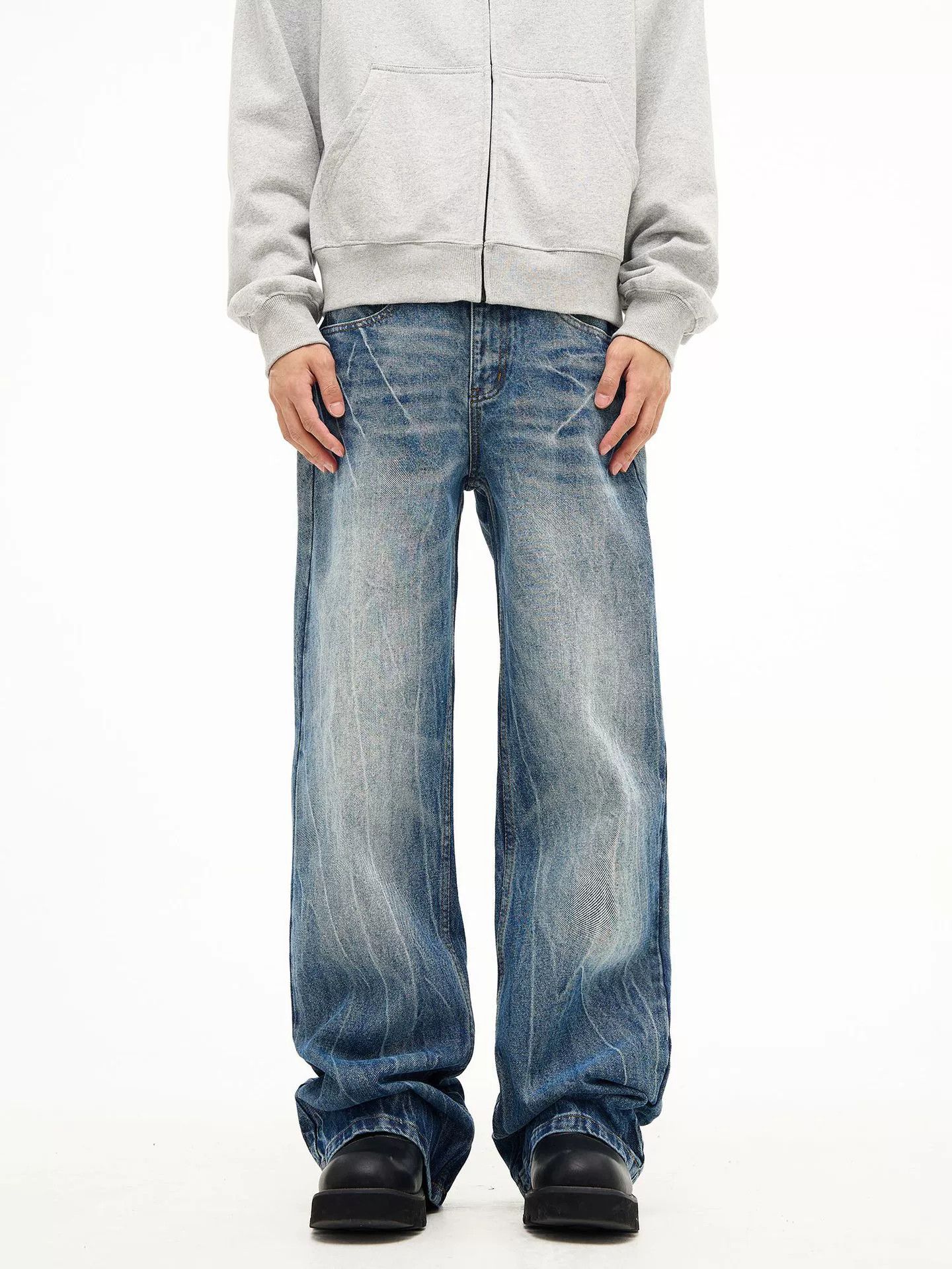 Jean Men's retro cleanfit straight flared lightning washed jeans Size US 32 / EU 48 - 2 Thumbnail
