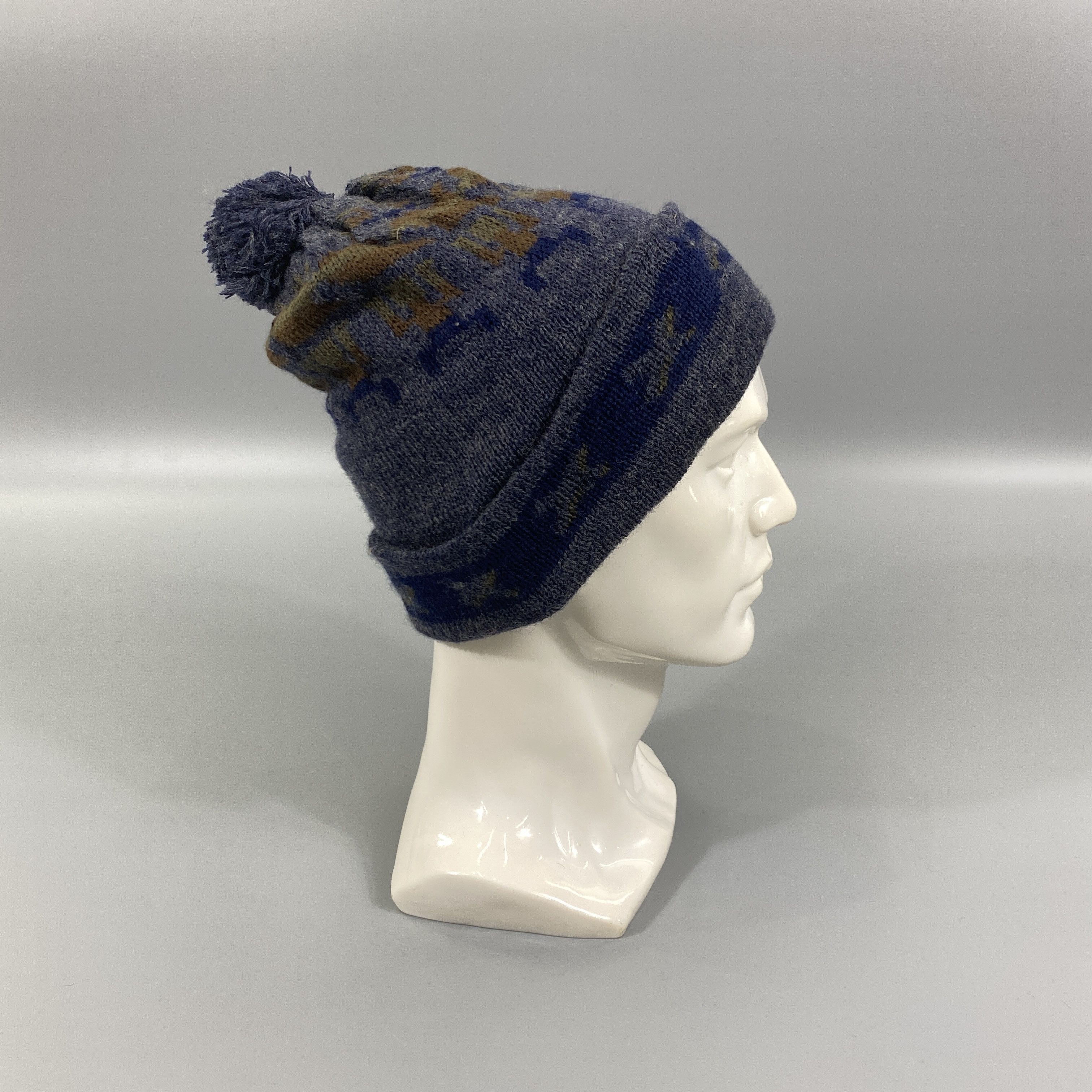 Japanese Brand Japanese Brand Snow Cap Beanie Hat With Pom Pom -BN844 Size ONE SIZE - 4 Thumbnail