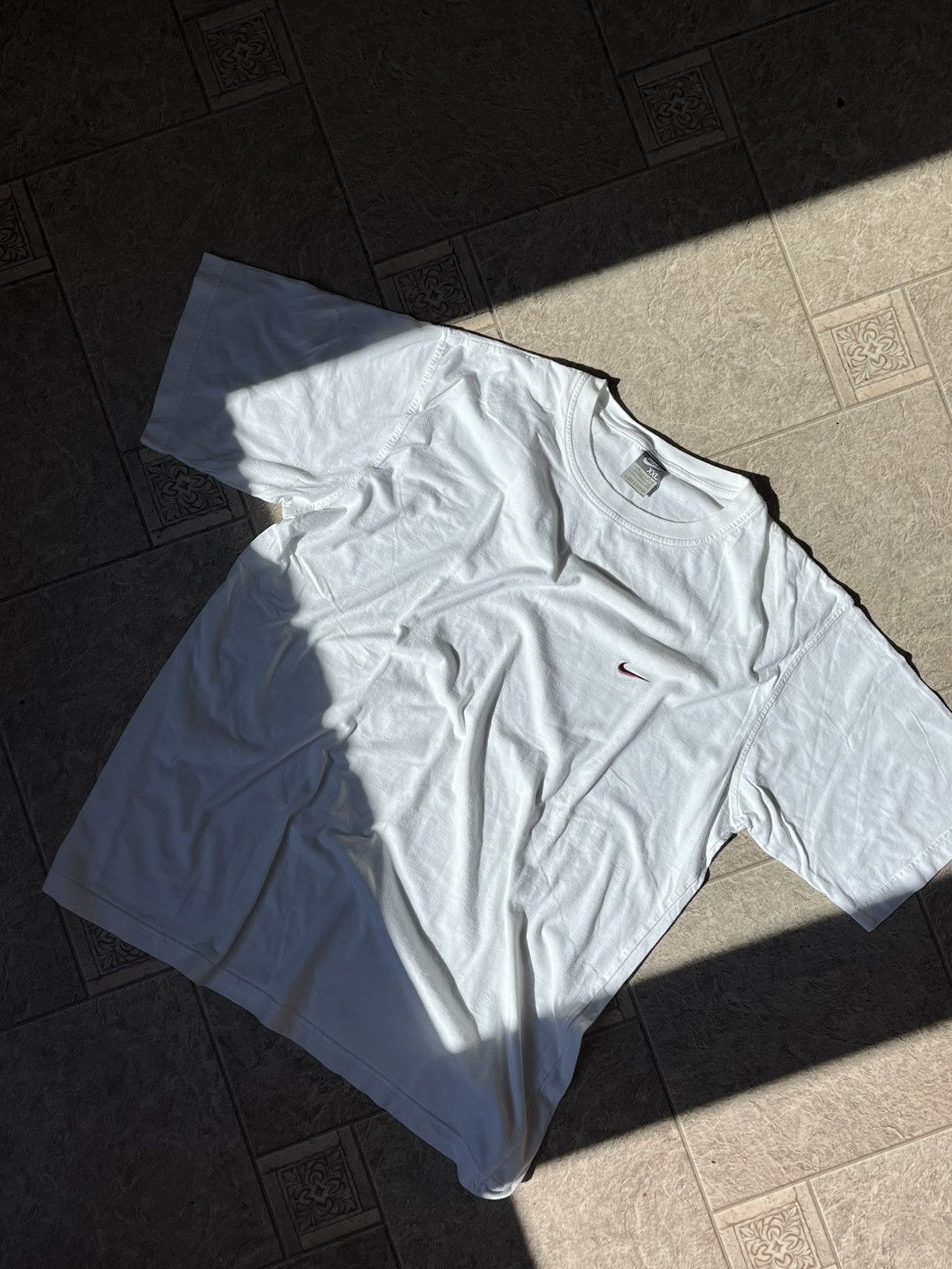 Nike × Vintage Vintage Nike swoosh collection y2k basic tee size XL Size US XL / EU 56 / 4 - 1 Thumbnail