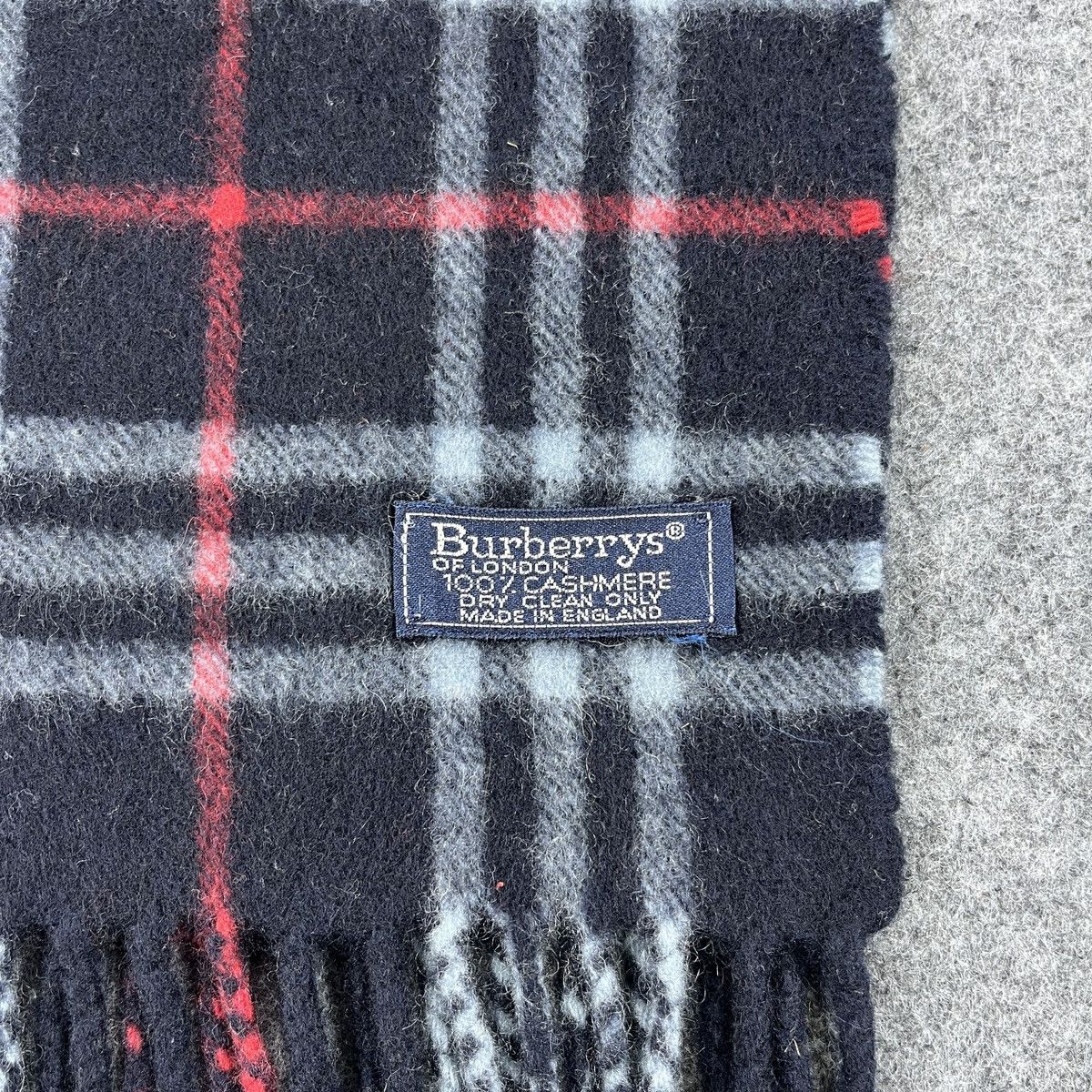 Burberry Vintage Burberry Scarf / Muffler / Neckwear T1508 Size ONE SIZE - 5 Thumbnail