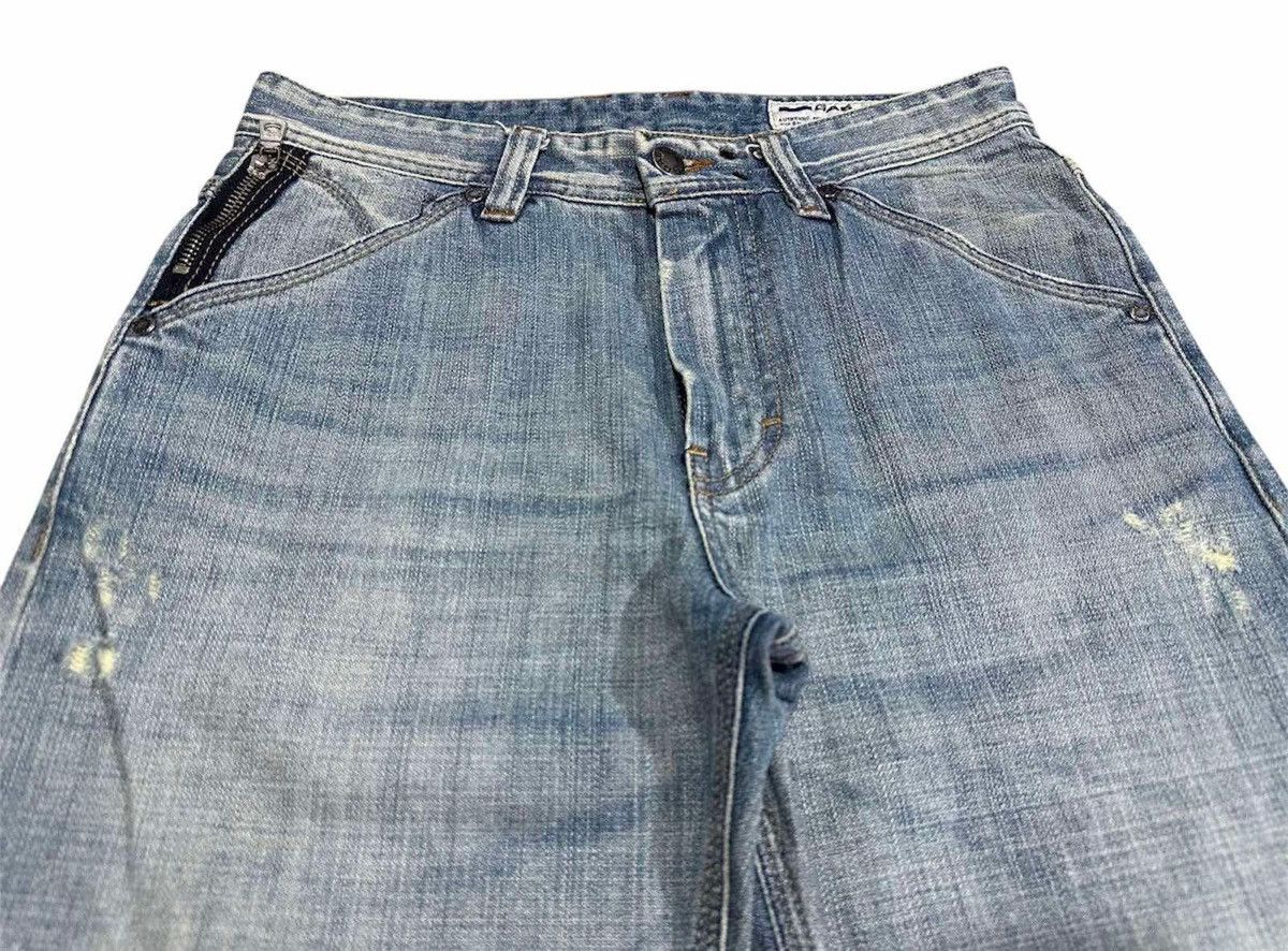 GAS × If Six Was Nine × Japanese Brand 🔥Sick Y2K Gas Jeans Light Wash Flared Denim Faded Size US 30 / EU 46 - 4 Thumbnail