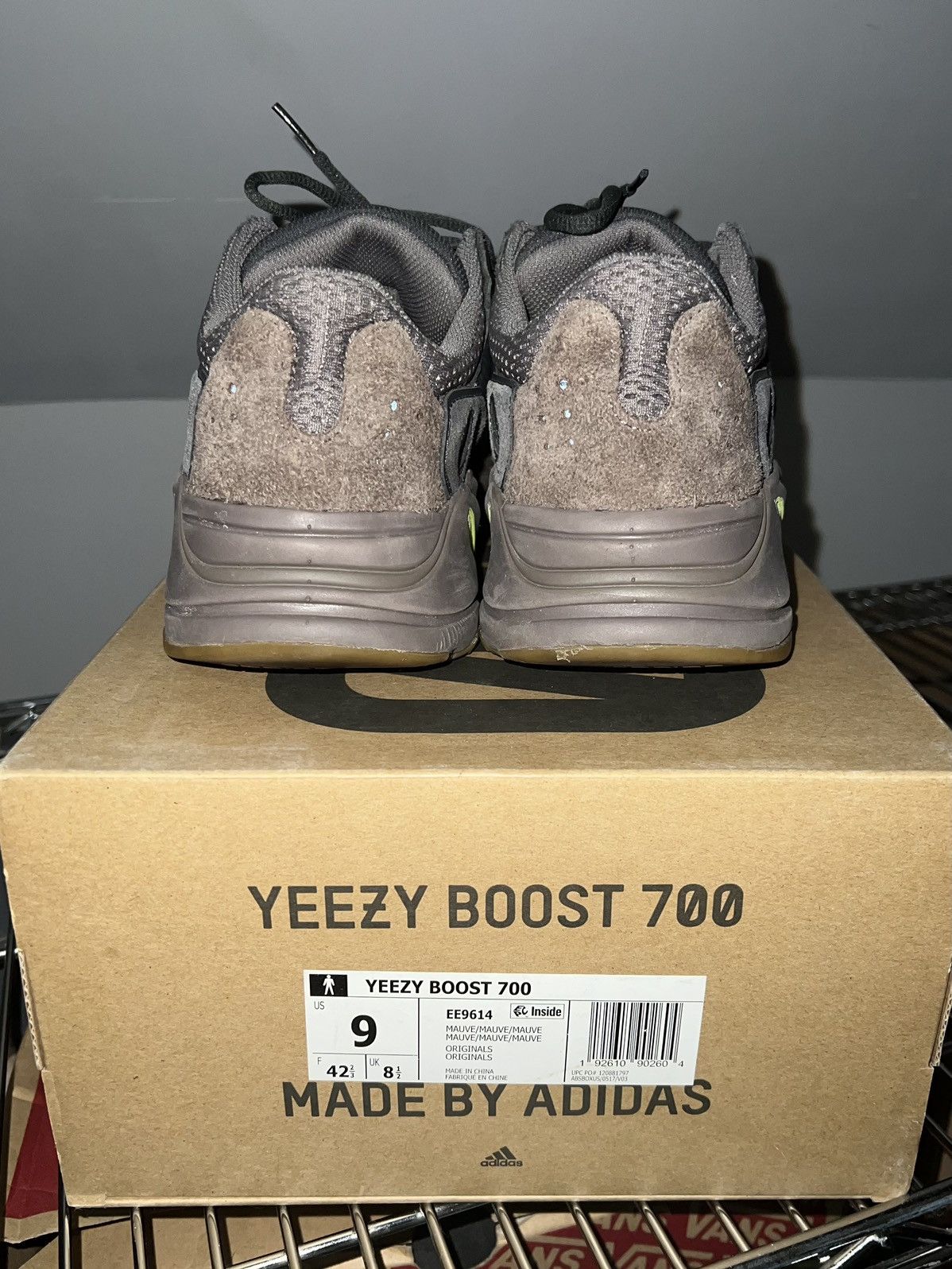 Adidas × Yeezy YEEZY BOOST 700 MAUVE Size US 9 / EU 42 - 4 Thumbnail