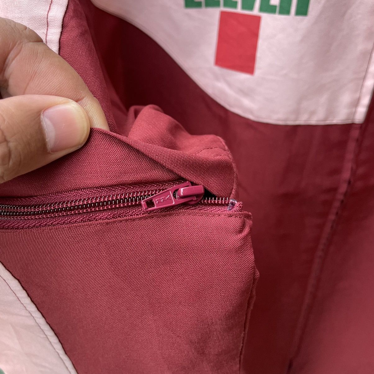 Japanese Brand 🔥🇯🇵Vintage Seven Eleven Full Zipper Workers Light Jacket Size US M / EU 48-50 / 2 - 11 Thumbnail