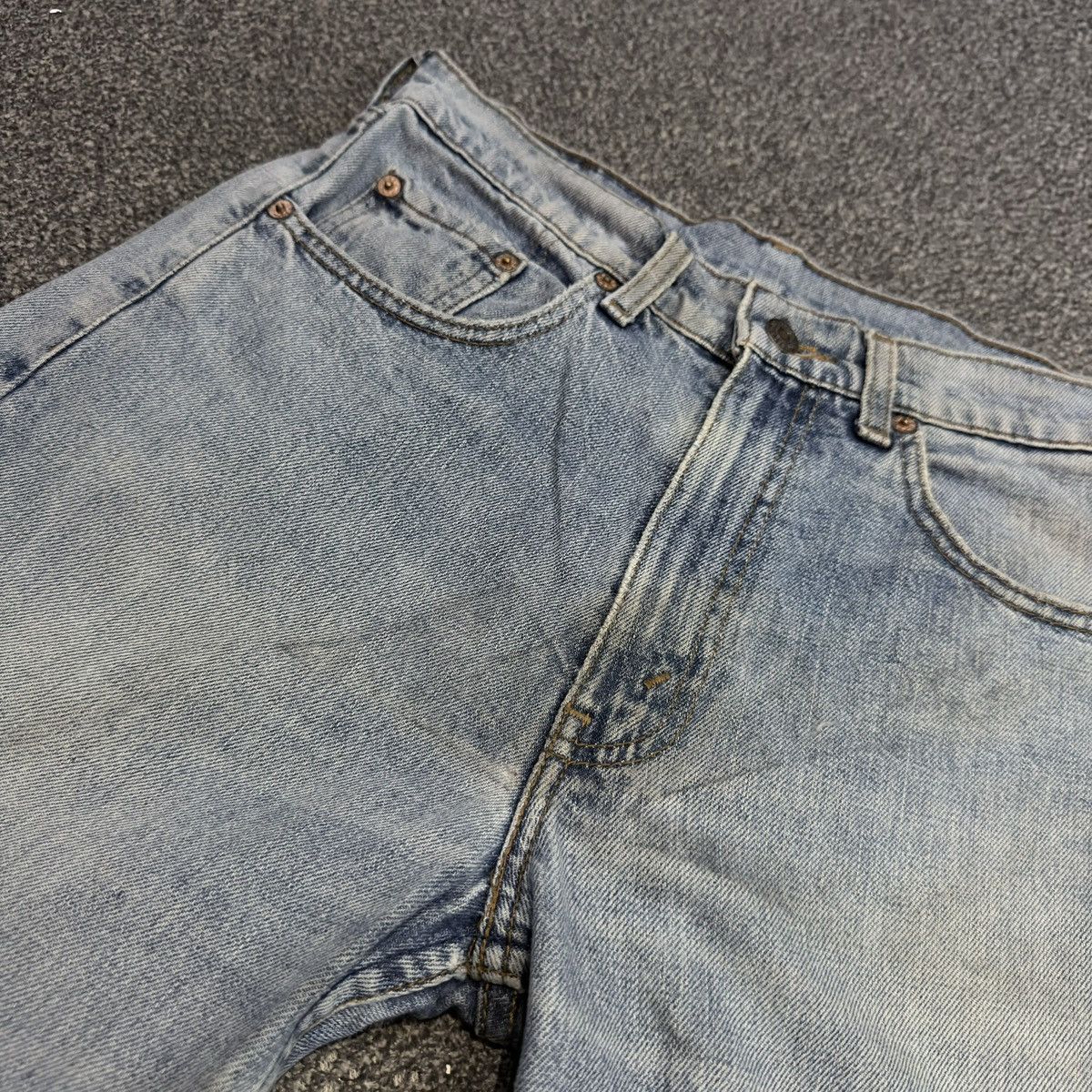 Levi's Vintage Clothing Vintage 90s Levis 509-0217 Faded Aging Denim Light Washed Size US 29 - 14 Thumbnail