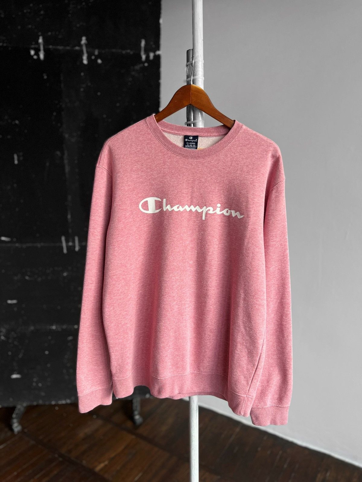 Champion × Designer Champion Womens Pink Long Sleeve Sweatshirt Center Logo Size XL / US 12-14 / IT 48-50 - 1 Thumbnail