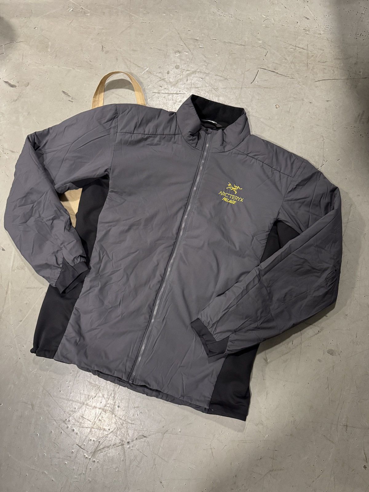 Buy Palace Sprinter Jacket 'Floral Camo' - P28JK033 | GOAT