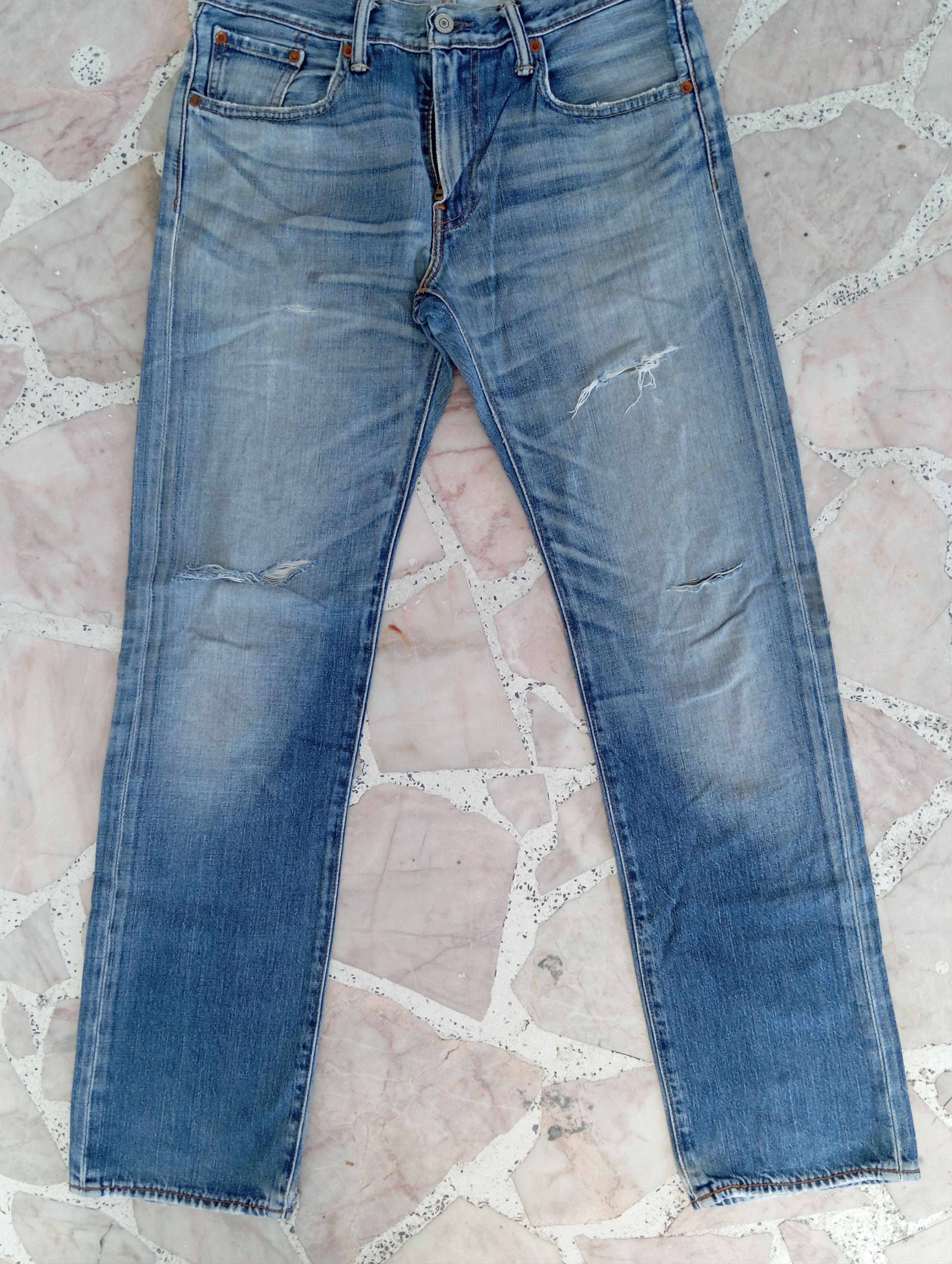 Levi's × Vintage Fair Distressed Levis Vintage Denim light blue with 502 tab Size US 31 - 3 Thumbnail
