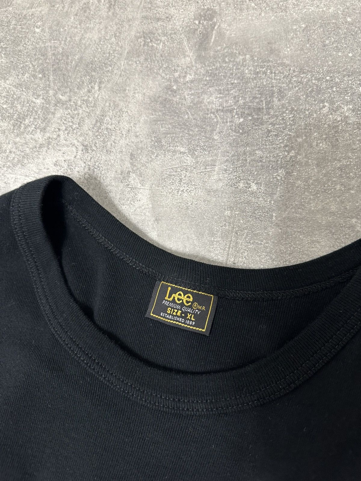 Vintage Vintage faded black 90s security Tank Top Size US XL / EU 56 / 4 - 7 Thumbnail