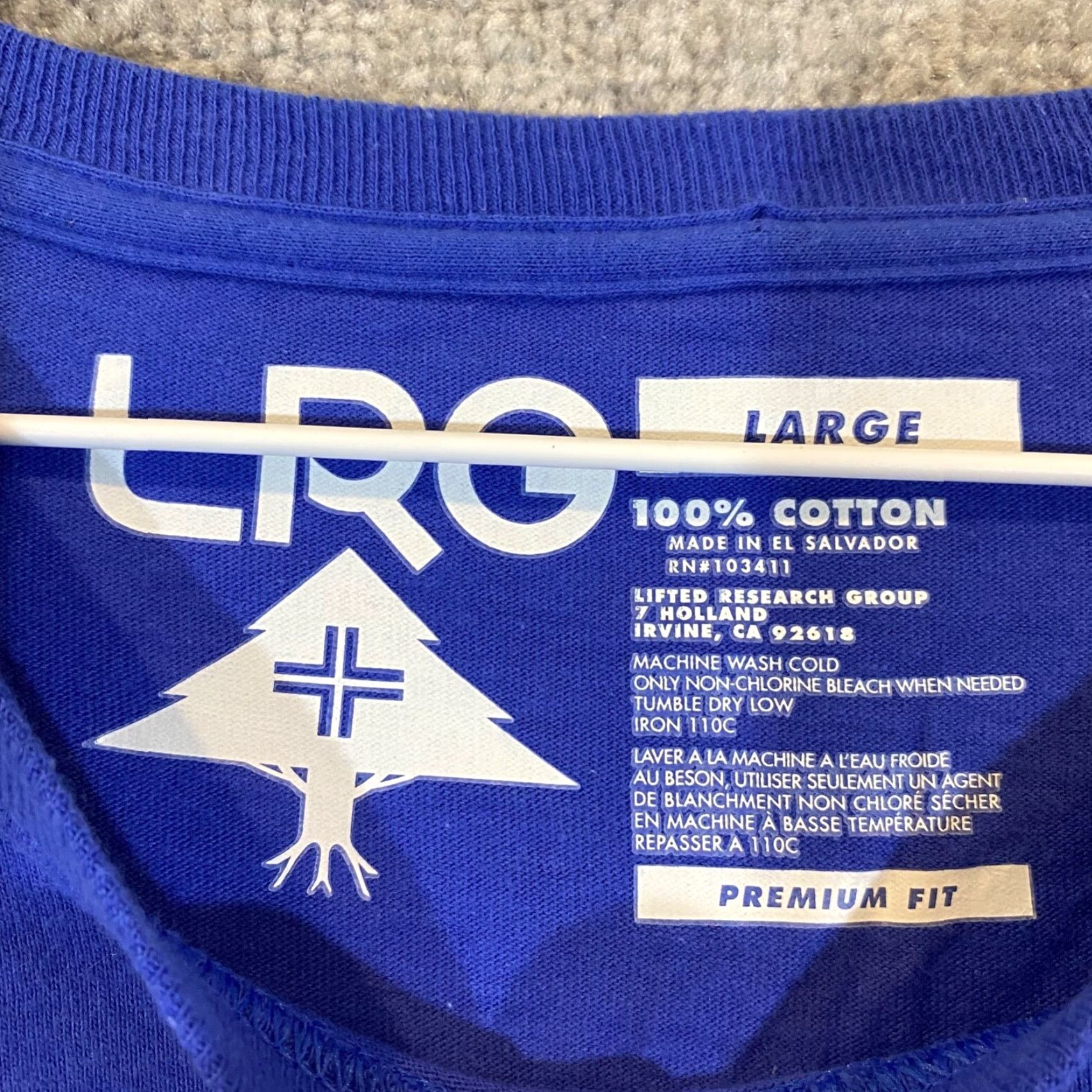 Vintage VINTAGE Lifted Research Group T-Shirt Men Large Blue Graphic Animal Nature 2010s Casual Summer Size US L / EU 52-54 / 3 - 3 Thumbnail