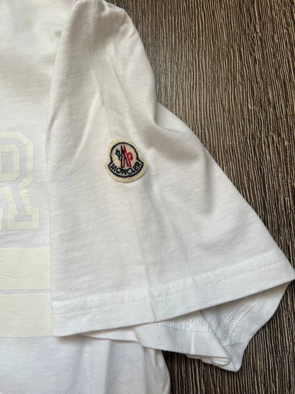 Moncler × Vintage Vintage Moncler 52 print short sleeve logo white t shirt Size US S / EU 44-46 / 1 - 4 Thumbnail