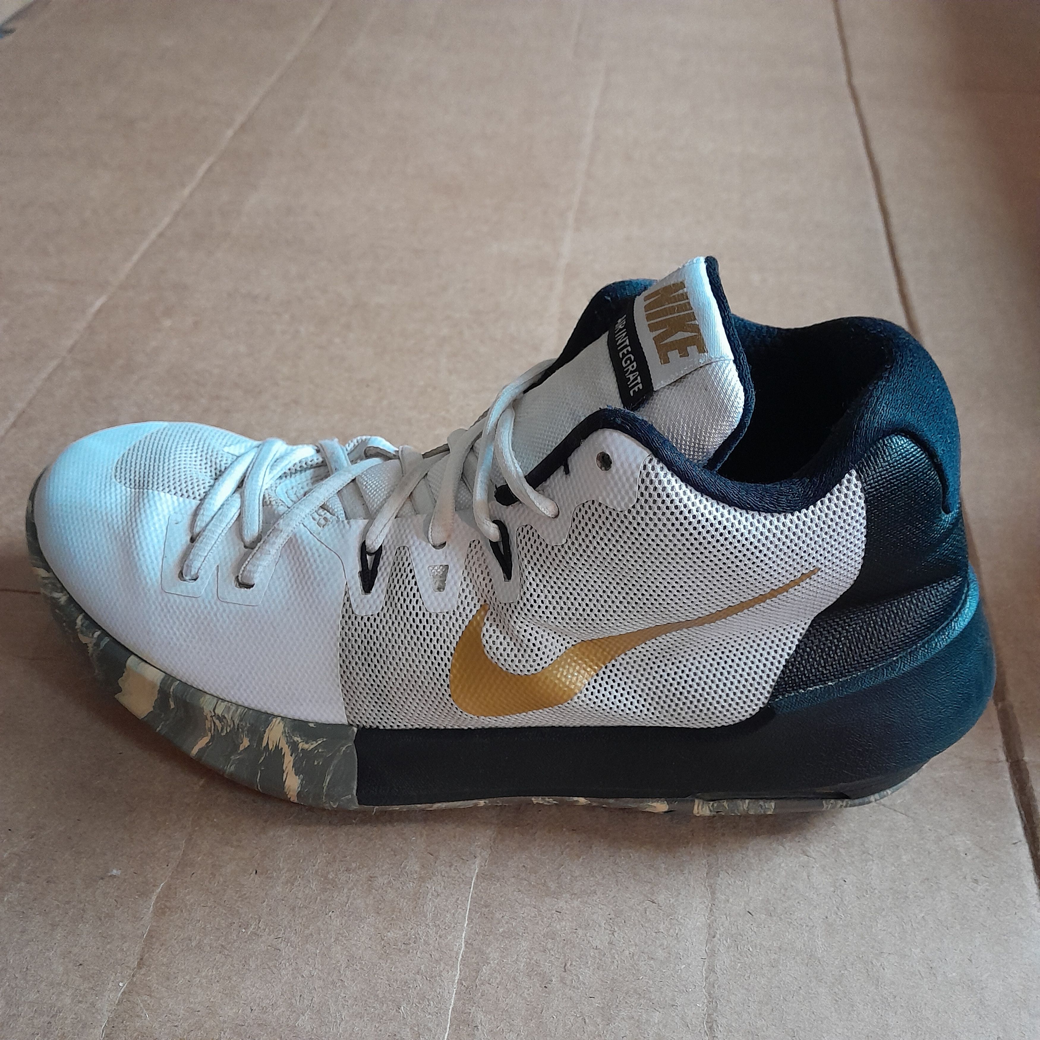 Nike Nike Air Integrate Men’s Mid Top Black & White Sneakers Size US 7.5 / EU 40-41 - 2 Thumbnail