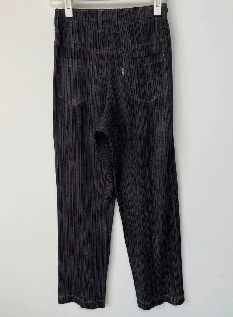 Issey Miyake issey miyake size:3 Black pleated pants Size US 27 - 2 Thumbnail