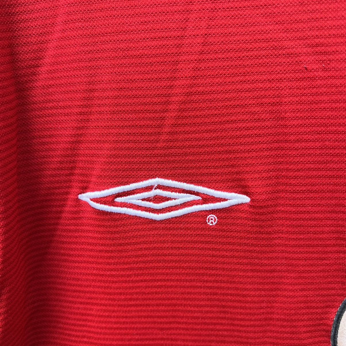 Umbro Vintage Manchester United 2000 2002 FOOTBALL soccer jersey Size US L / EU 52-54 / 3 - 3 Thumbnail