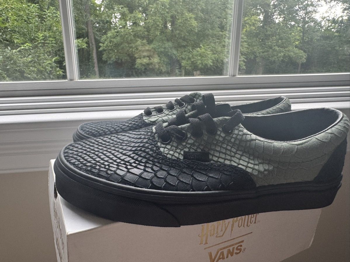 Vans Size 7 VANS HARRY POTTER SLYTHERIN ERA Black Green Snake Size US 7 / EU 40 - 7 Thumbnail