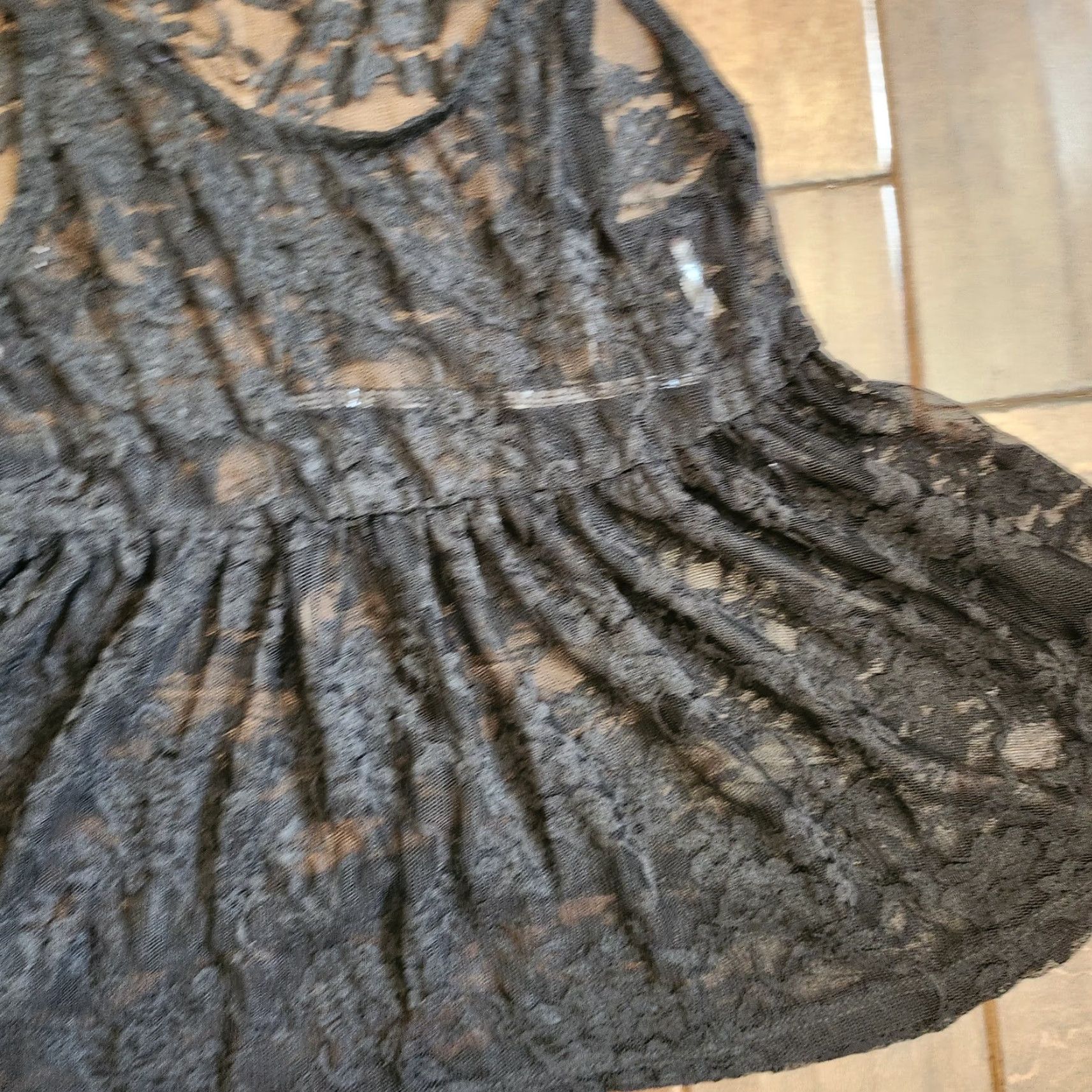 Vintage VINTAGE Wet Seal Black Sleeveless Lace Blouse - Size Small Women Shirt - Sheer Floral, Pullover, Casual, Regular Fit Size S / US 4 / IT 40 - 4 Thumbnail