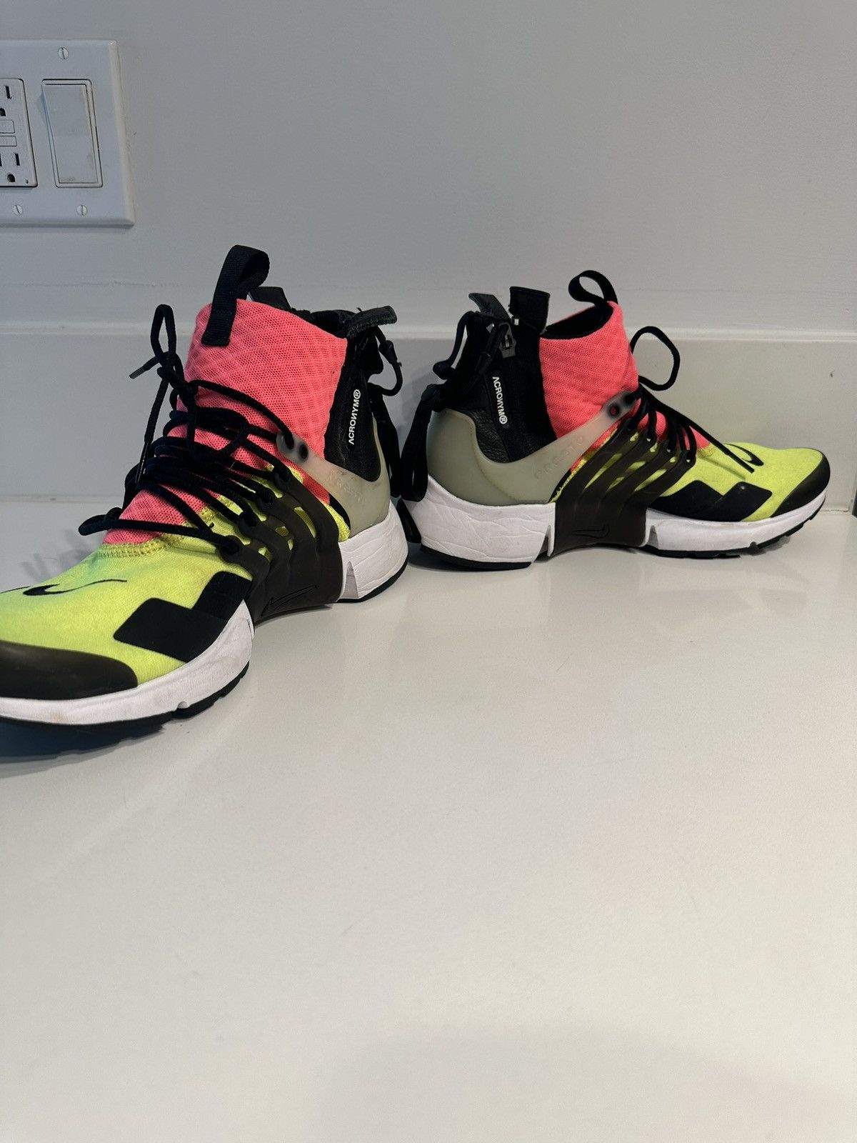 Acronym × Nike Nike Air Presto Mid Acronym Volt (2016) Size US 9.5 / EU 42-43 - 4 Thumbnail