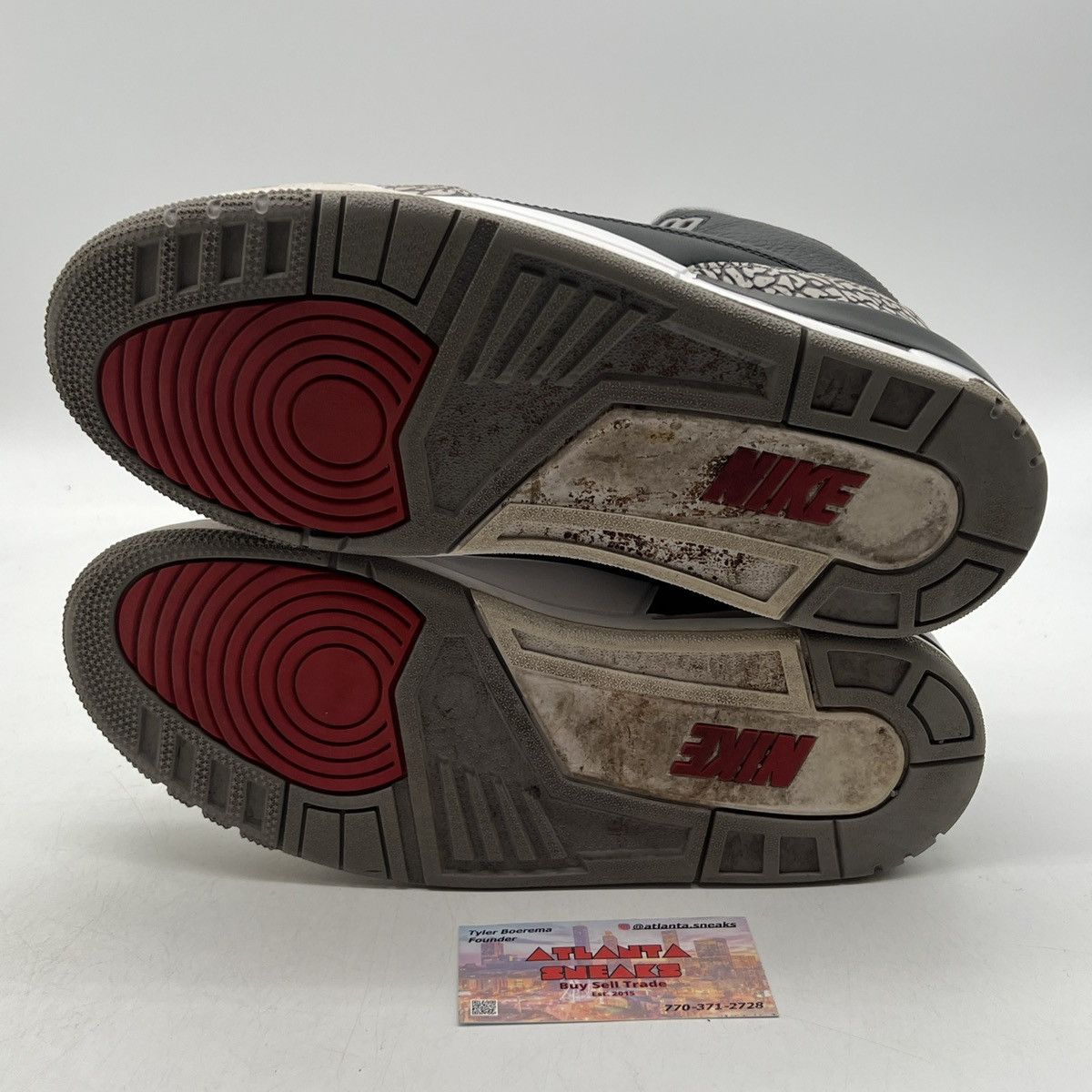 Jordan Brand Air Jordan 3 black cement Size US 9.5 / EU 42-43 - 7 Thumbnail