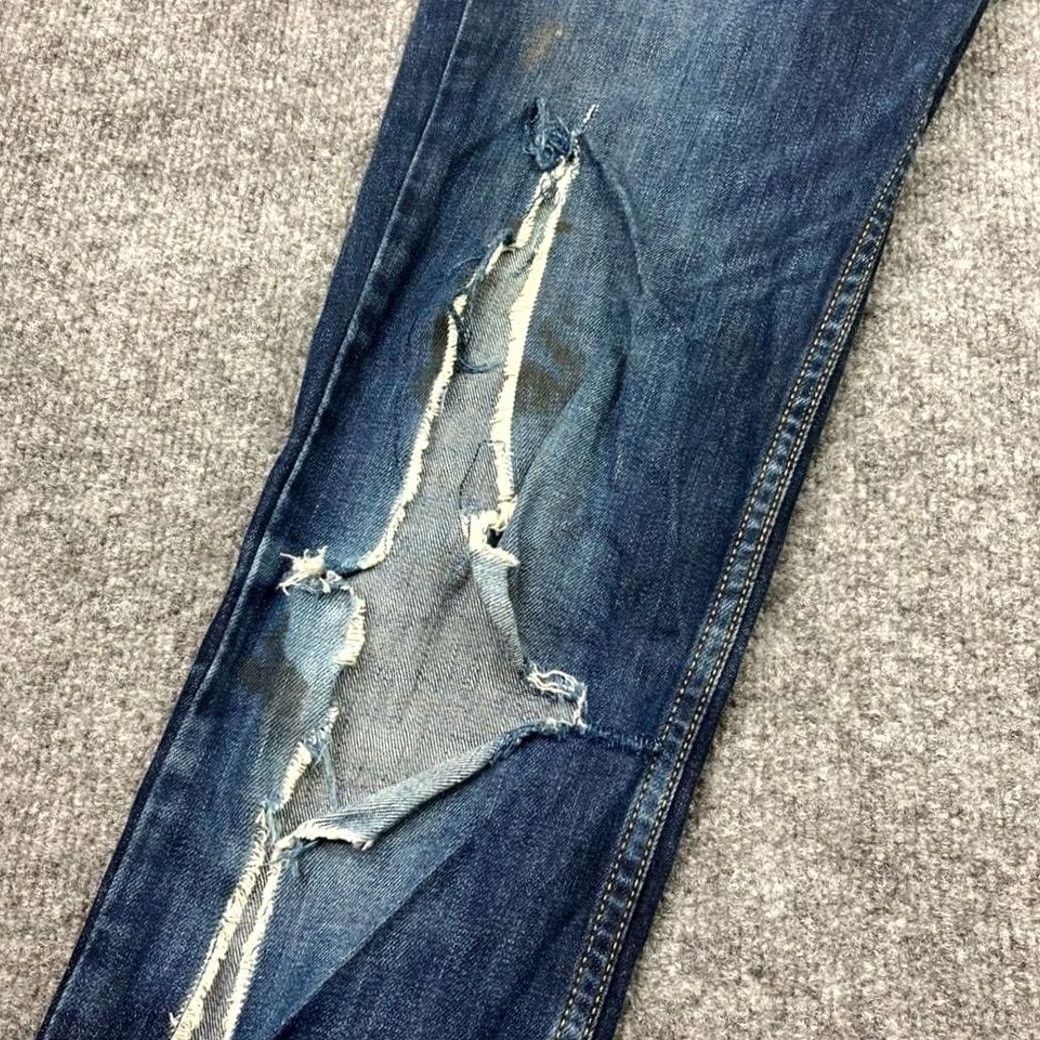Levi's Levi's Jeans Men 29x32 Slim 511 Ripped Distressed Medium Wash Blue Skinny Denim Inseam 32 Mens Regular Size 29 Size US 29 - 3 Thumbnail