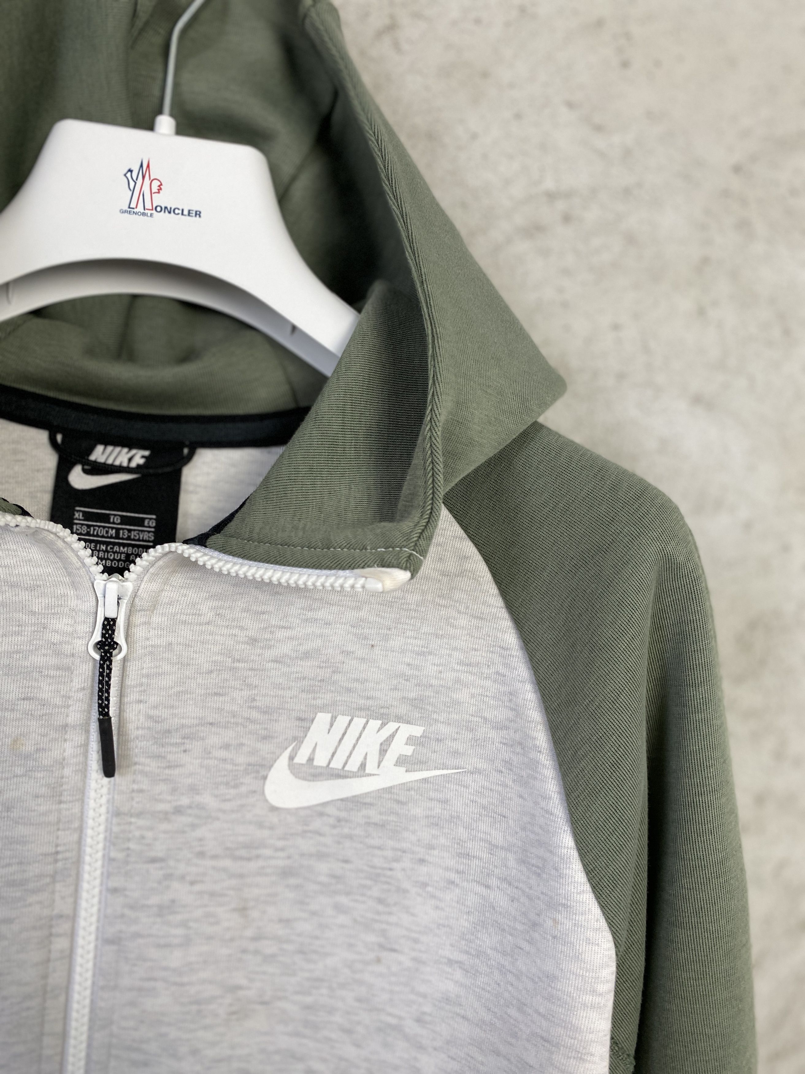 Nike Nike tech fleece zip-up hoodie drill drip trap Size US XS / EU 42 / 0 - 2 Thumbnail