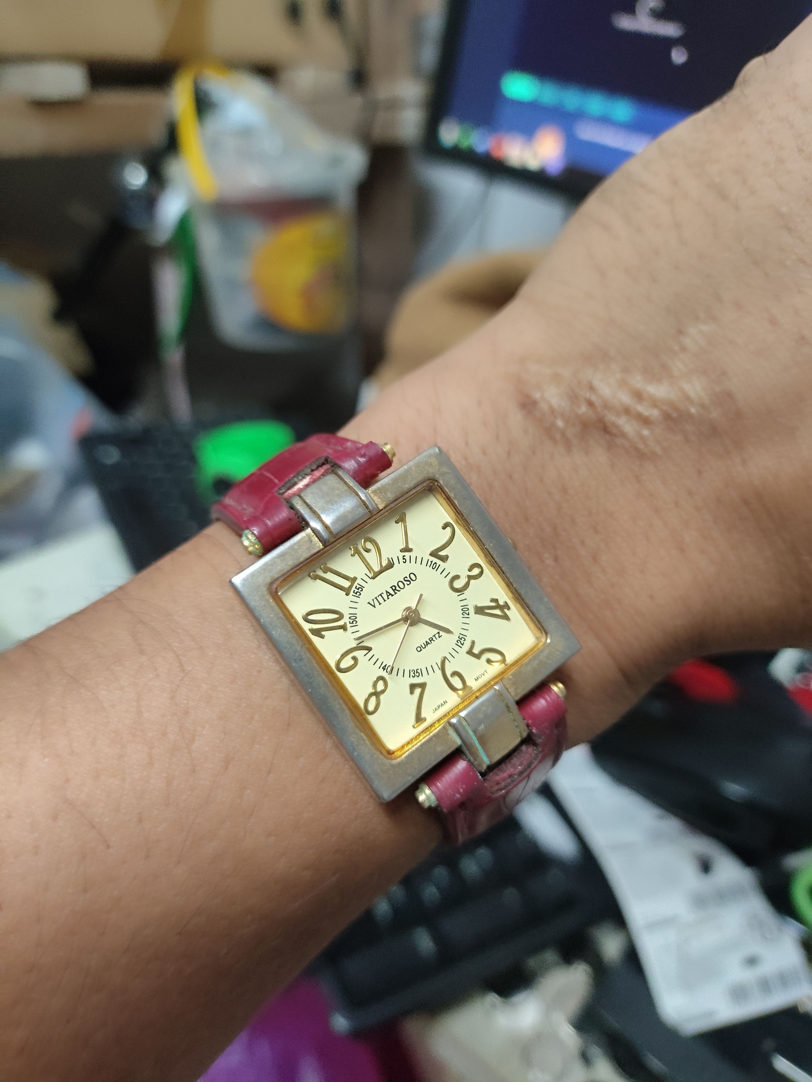 Vintage Vintage VITAROSO QUARTZ JAPAN MOVEMENT Size ONE SIZE - 1 Thumbnail