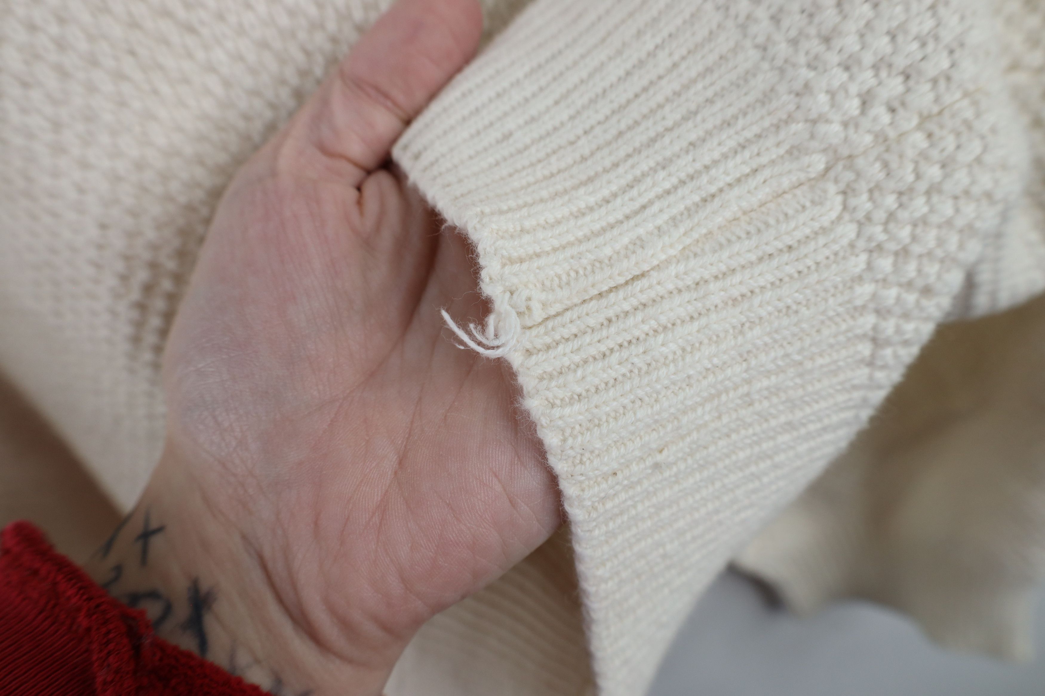 Vintage Vintage 90s Volvo Car Knit Crewneck Sweater Cream USA Size US XXL / EU 58 / 5 - 9 Thumbnail