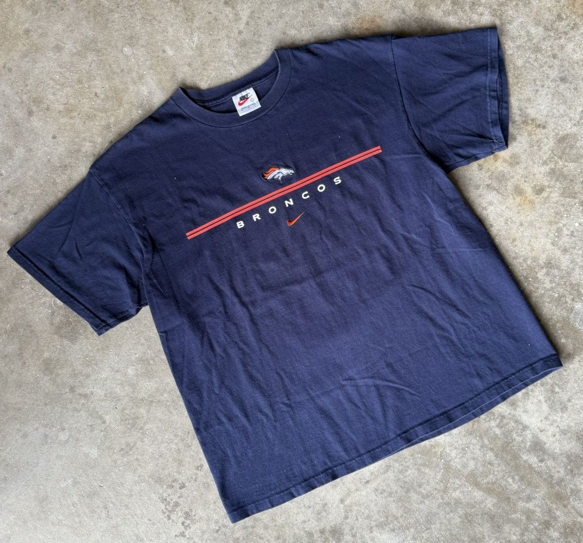 Nike × Vintage Denver Broncos x Nike T Shirt Size Large Size US L / EU 52-54 / 3 - 1 Thumbnail