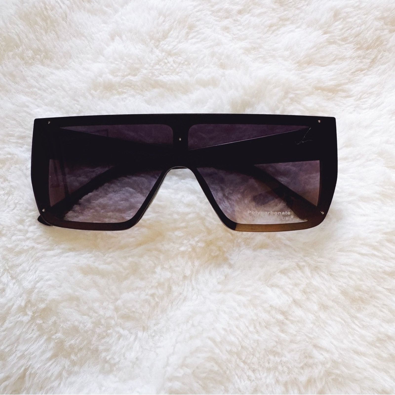 Other Greta Black Oversized Statement Sunglasses Size ONE SIZE - 1 Thumbnail