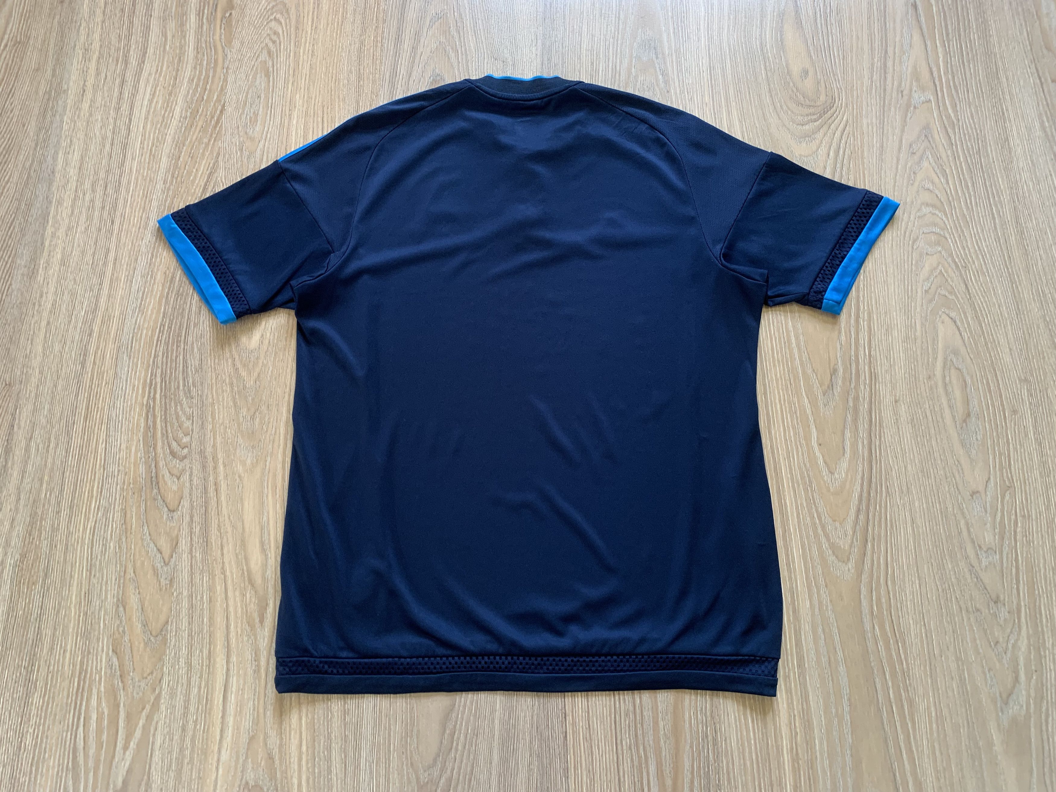 Adidas Adidas Real Madrid Football Shirt 2015-2016 Size US M / EU 48-50 / 2 - 2 Thumbnail