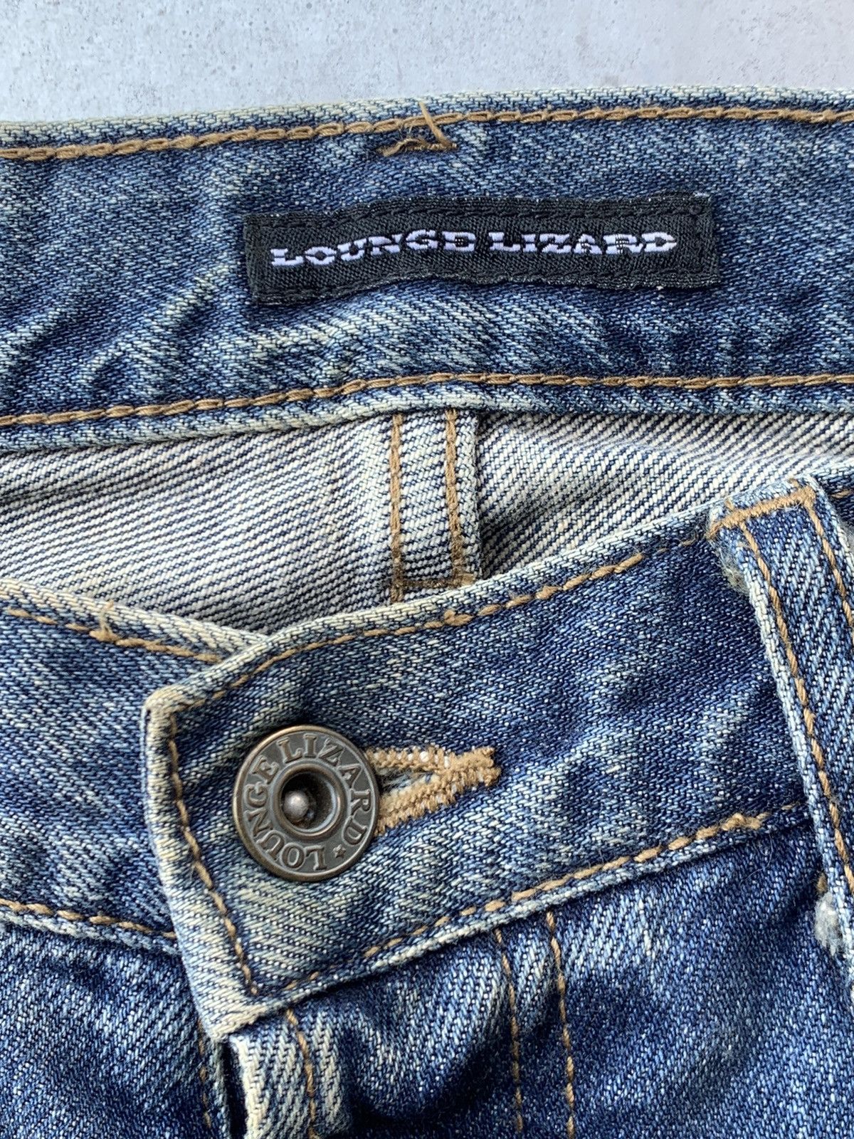 Lounge Lizard Distressed LOUNGE LIZARD denim. Size US 32 / EU 48 - 9 Thumbnail
