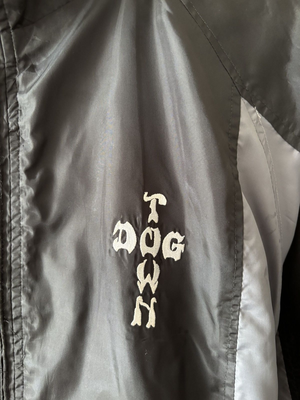 Dogtown Vintage Dogtown Black Dragon Nylon Jacket Size US XL / EU 56 / 4 - 3 Thumbnail