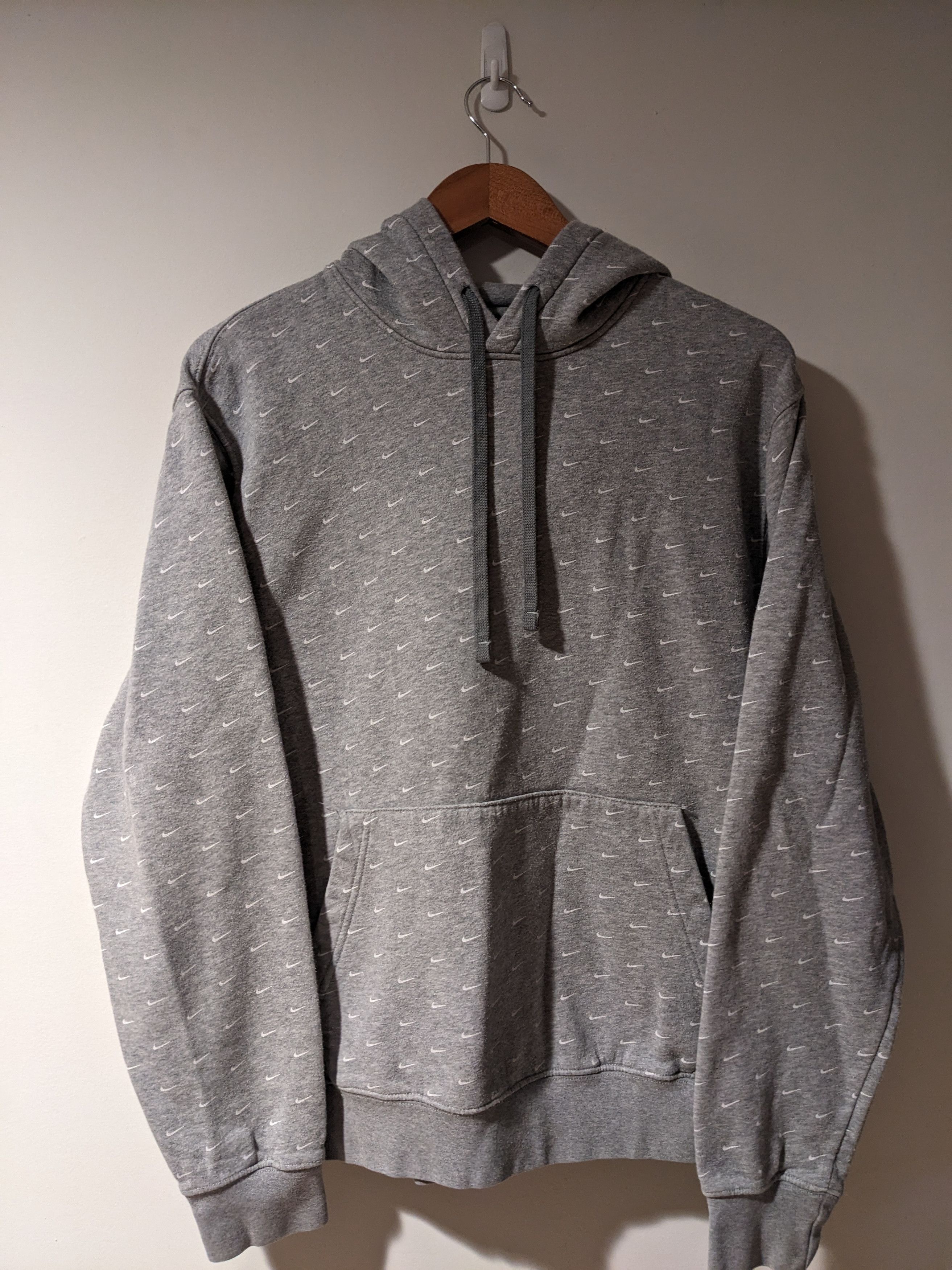 Nike all over store swoosh hoodie grey