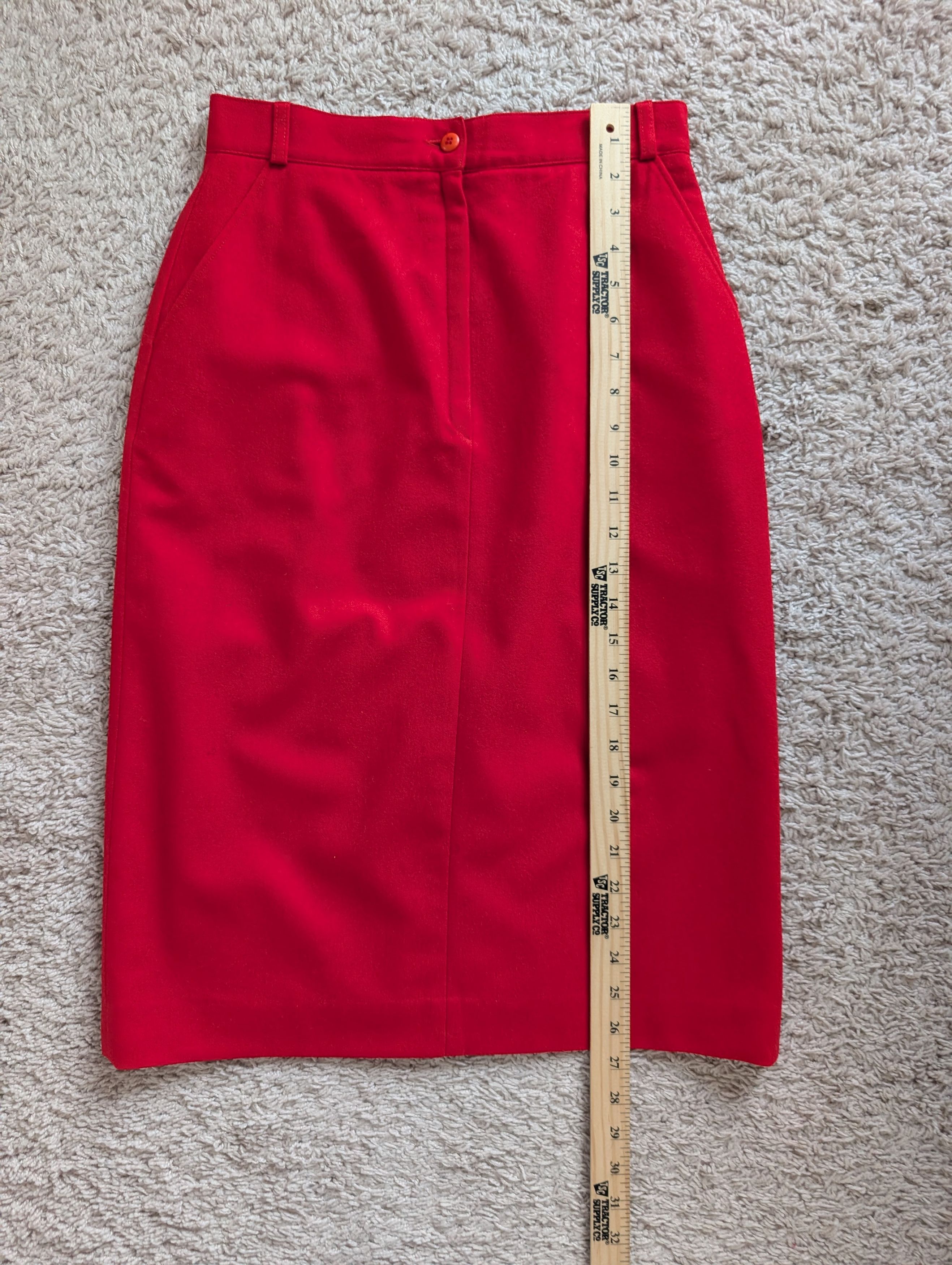 Kenzo Album by Kenzo Vintage Red Wool Pencil Skirt Size 27" / US 4 / IT 40 - 6 Thumbnail