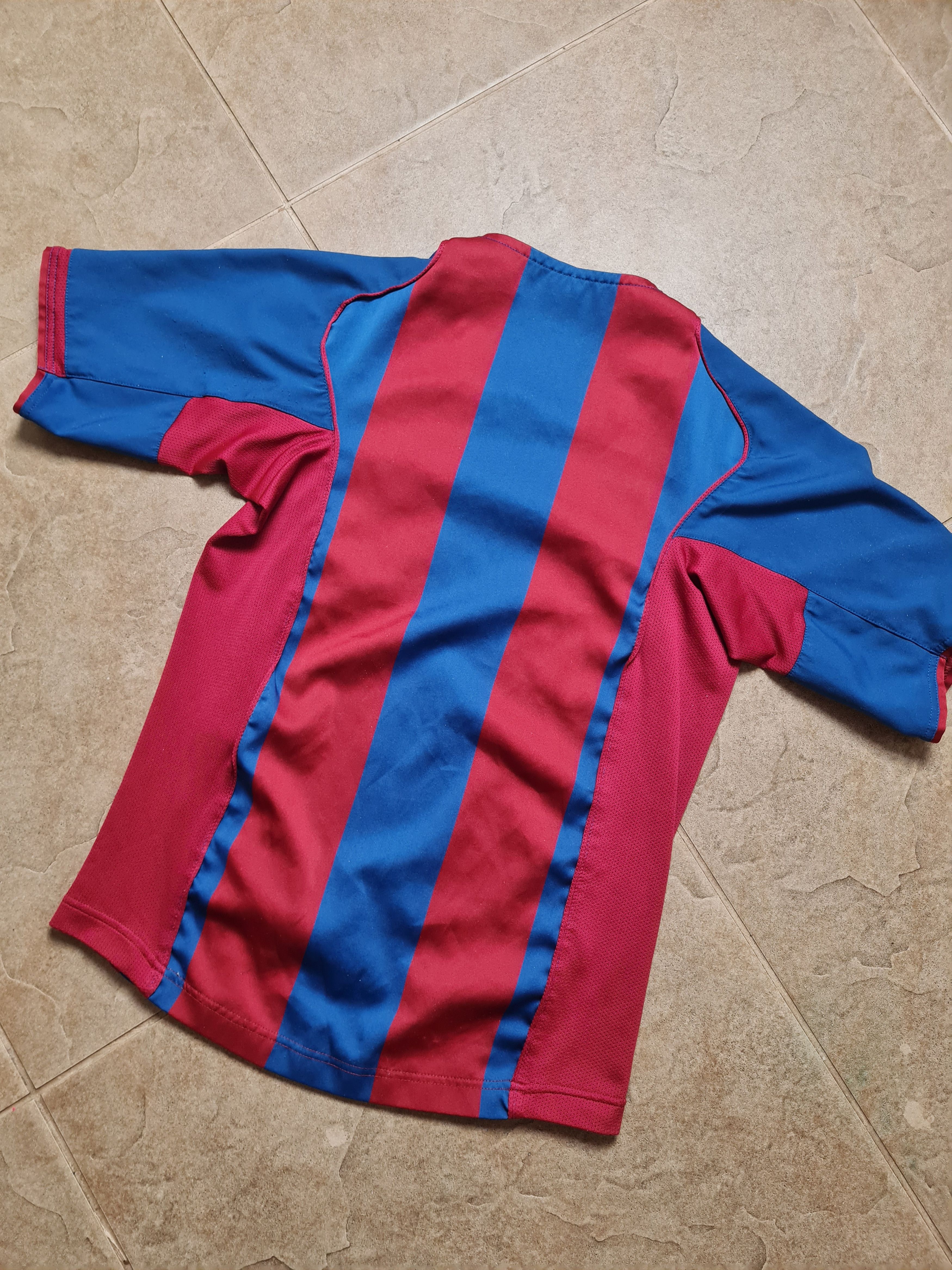 Nike Jersey Barcelona Home football shirt 2004/2005 Soccer Nike Size US XXS / EU 40 - 12 Thumbnail