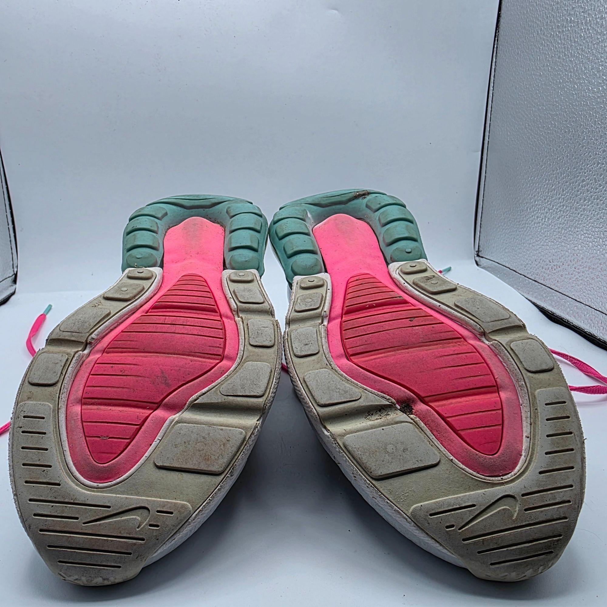 Nike Nike Air Max 270 South Beach Womens Size 8 Gray Pink Sneaker Size US 8 / IT 38 - 11 Thumbnail