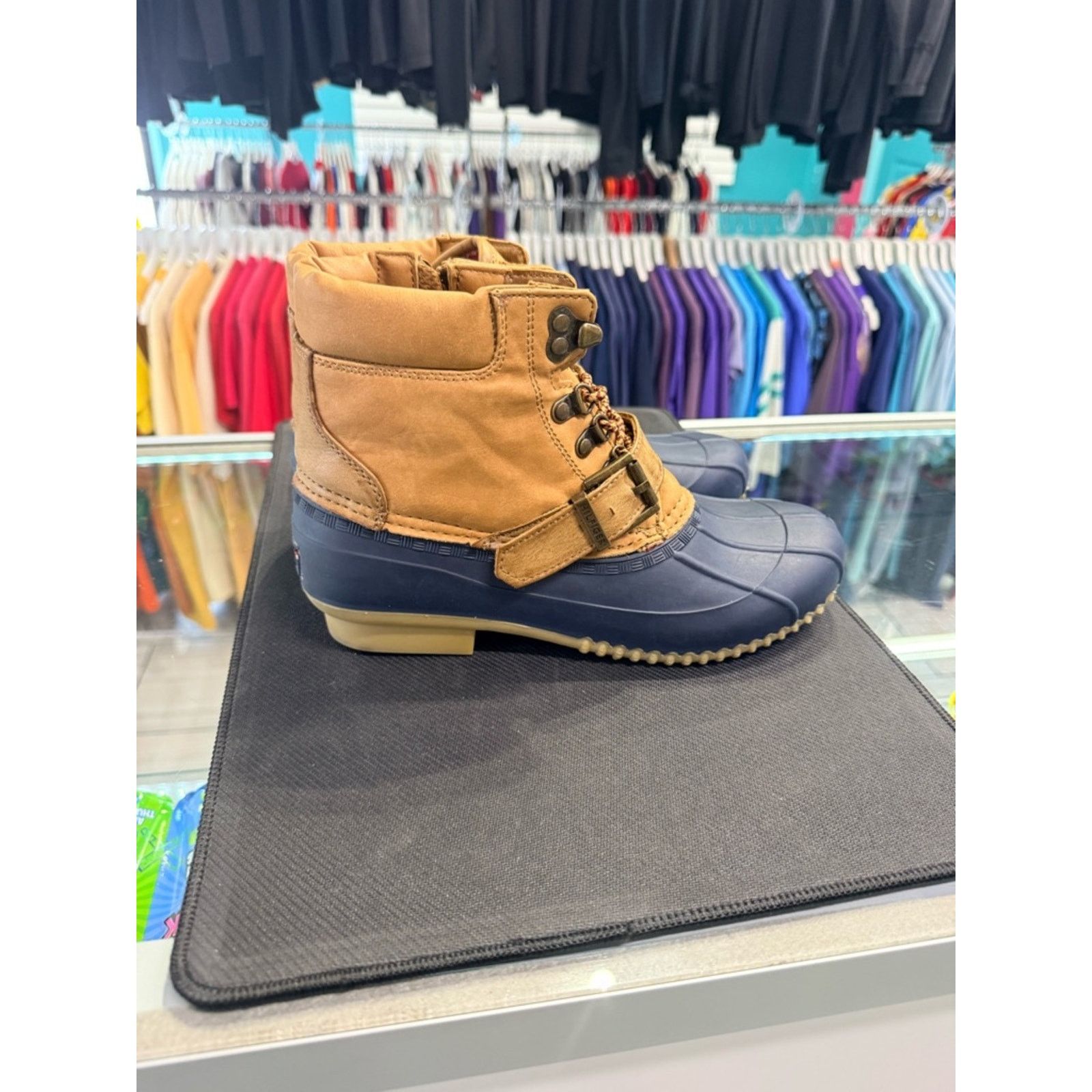 Tommy Hilfiger Tommy Hilfiger Fur Lined Duck Boots Size US 8 / EU 41 - 4 Thumbnail