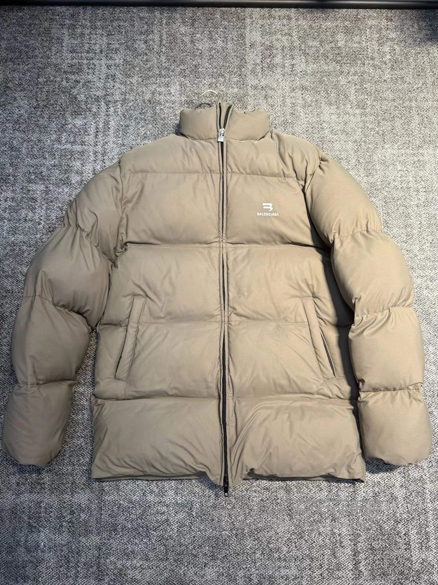 Balenciaga Balenciaga Ski Collection Down Jacket XXS. Size XXS / US 00 / IT 34 - 1 Thumbnail