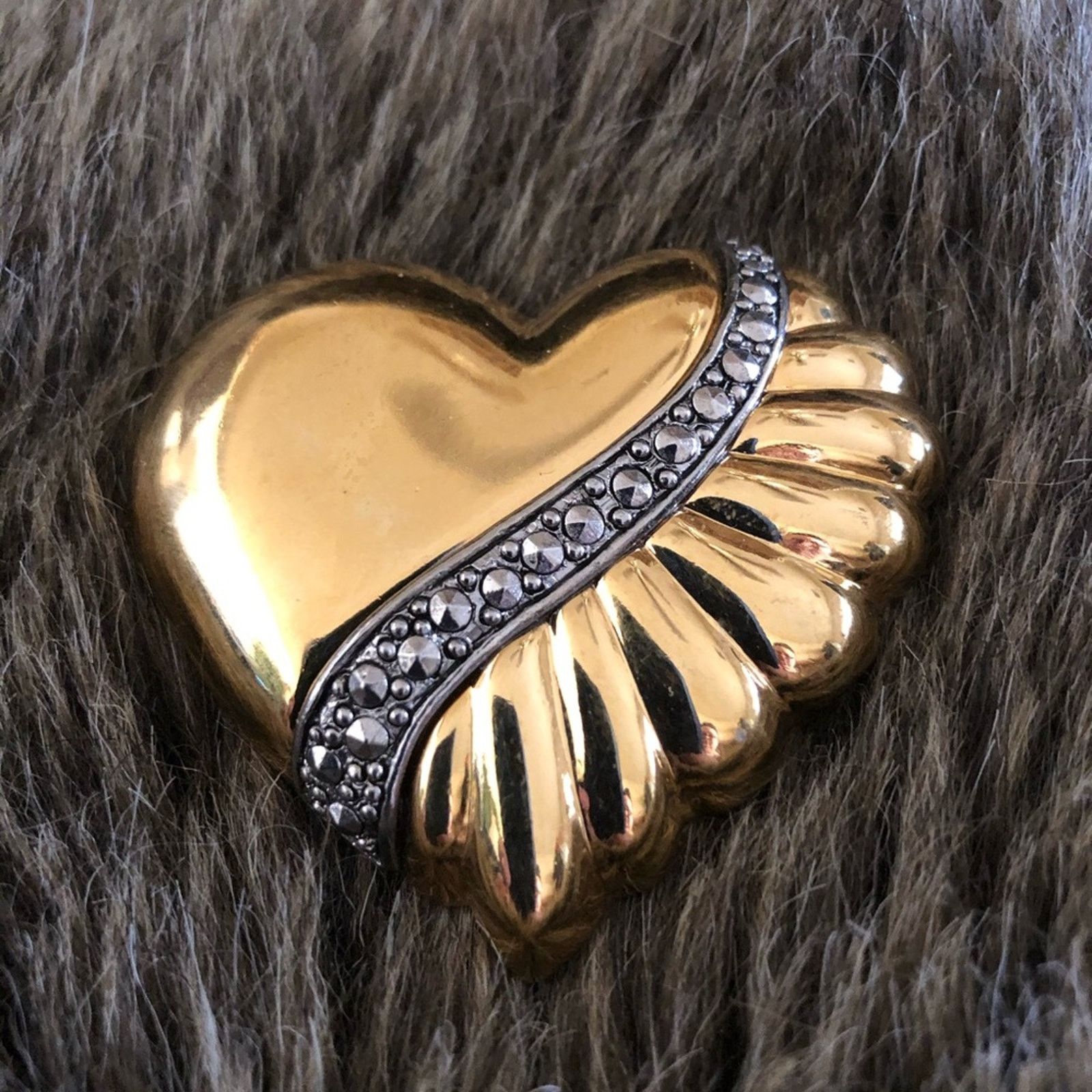 Vintage Vintage 80s gold heart marcasite statement brooch Size ONE SIZE - 1 Thumbnail