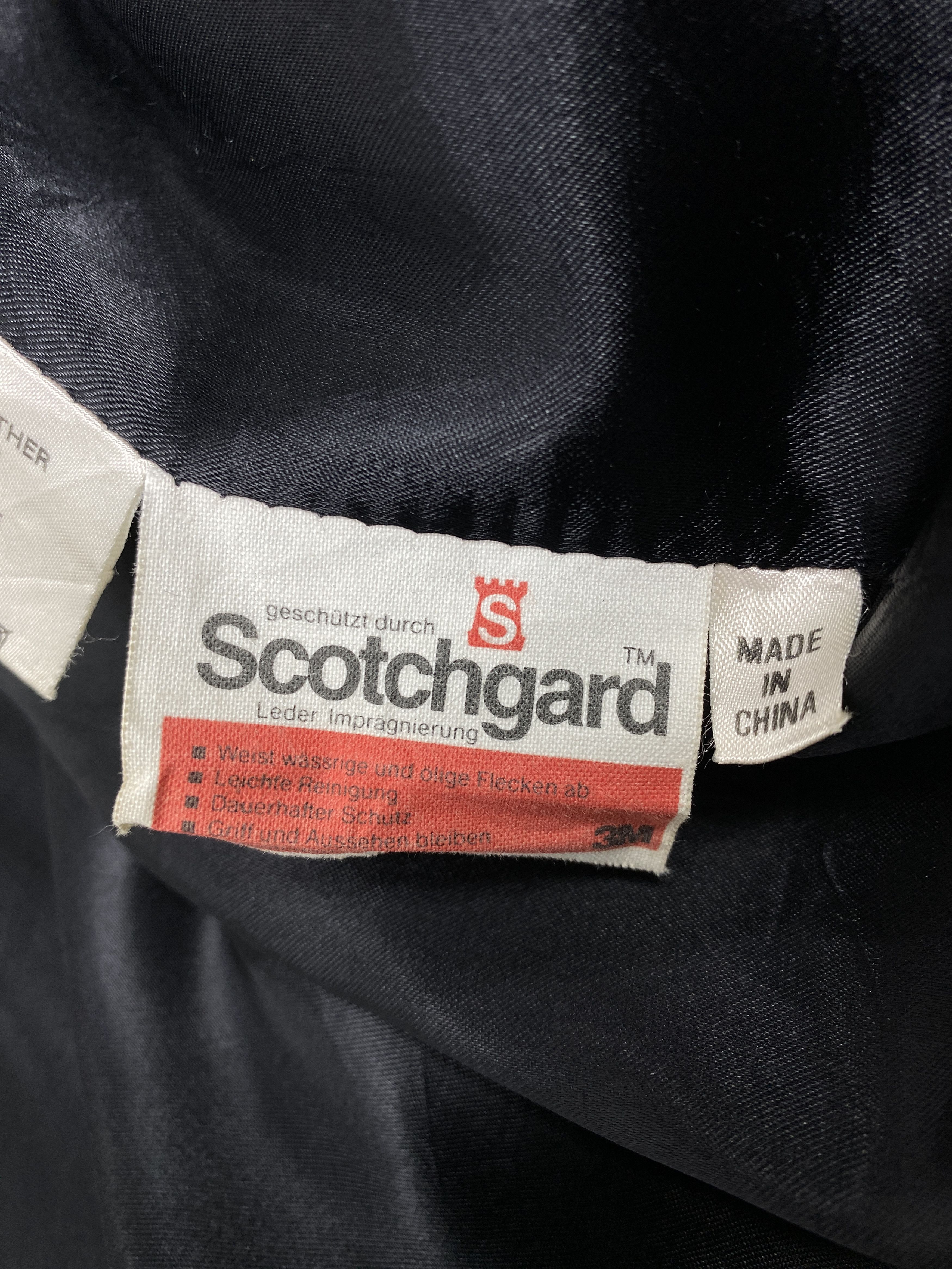 Vintage Vintage Giorgio Mobiani Snake Leather Jacket K0171 Size US M / EU 48-50 / 2 - 11 Thumbnail