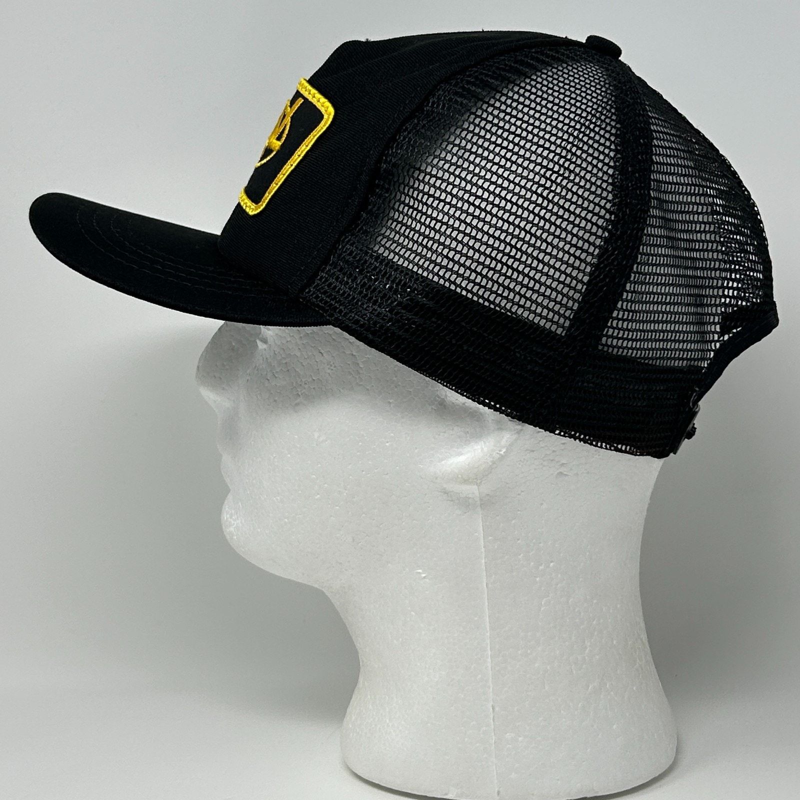 Vintage Vintage 80s KVAL Patch Trucker Hat Baseball Cap USA Black Size ONE SIZE - 9 Thumbnail