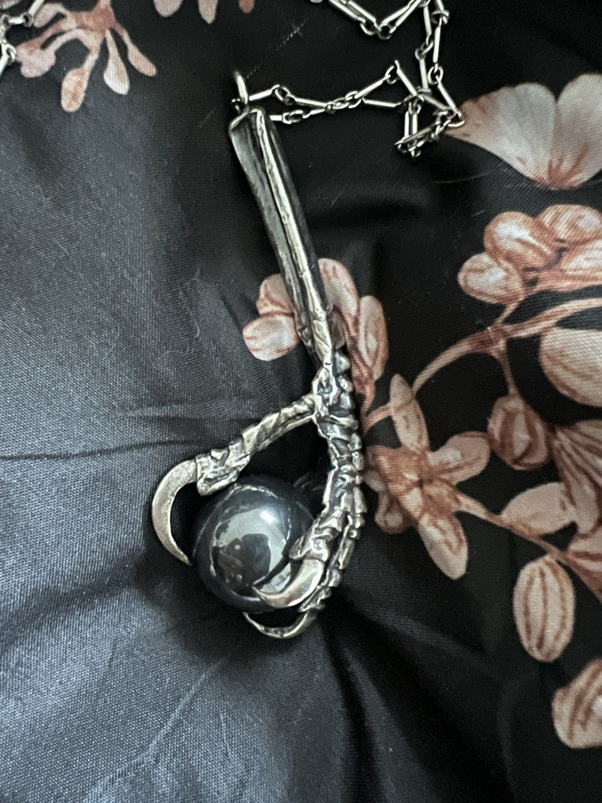 Other Bloomilk Jewels Hematite Crow Claw Oracle Size ONE SIZE - 1 Thumbnail