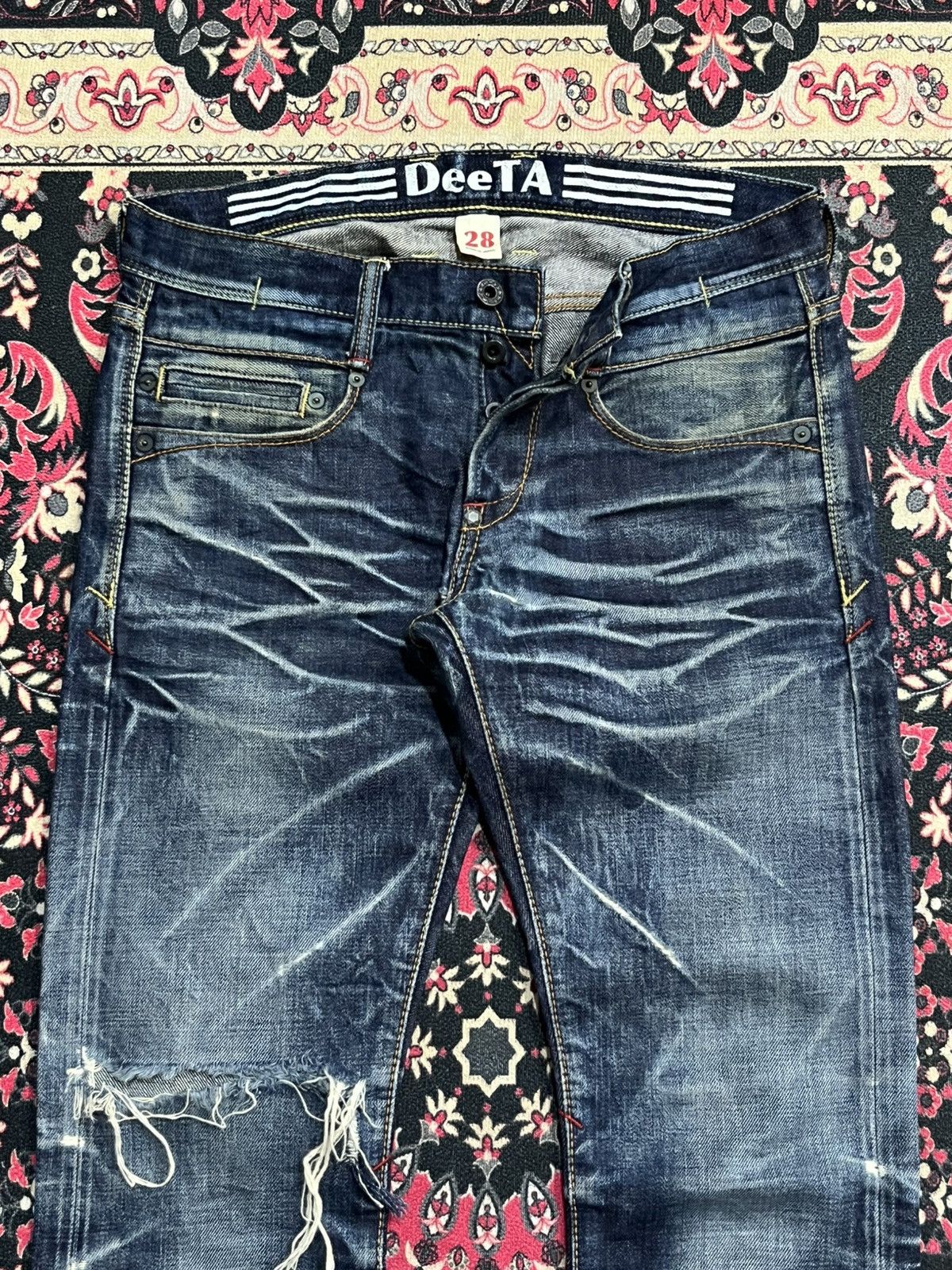 Undercover Japan DeeTA Heavy Faded Distress Slim Straight Selvedge Jean Size US 28 / EU 44 - 5 Thumbnail