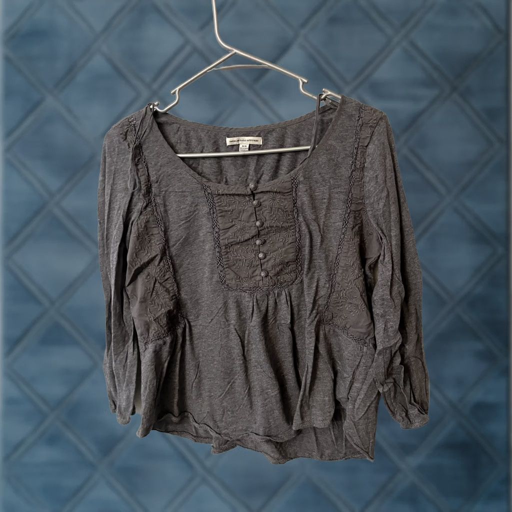 American Eagle Outfitters American Eagle Women’s Shirt Medium Gray Blouse Top Pullover Lagenlook Size M / US 6-8 / IT 42-44 - 1 Thumbnail