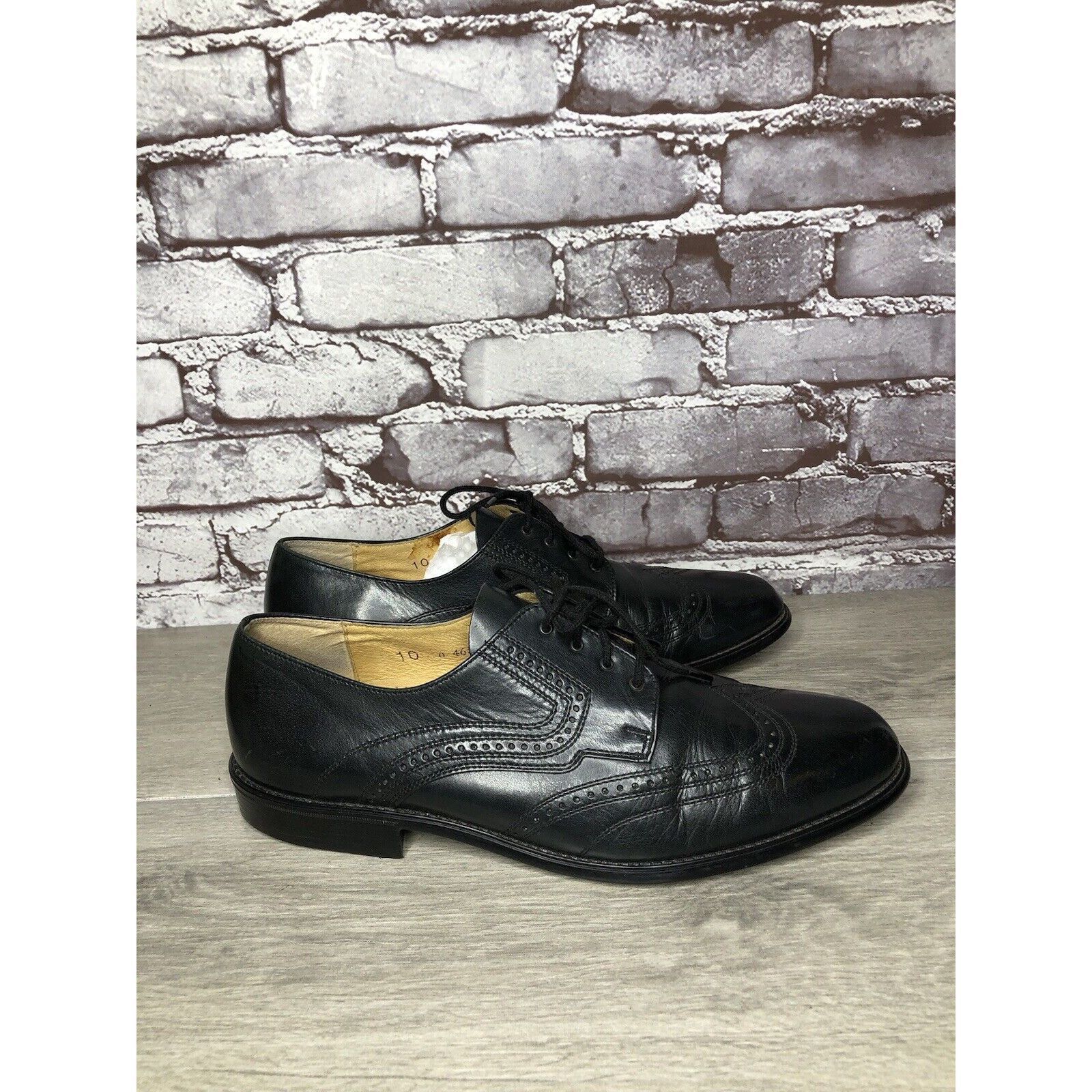 Other M. JOHN Classic Black Leather Wingtip Oxford Lace Dress Shoe Size US 10 / EU 43 - 3 Thumbnail