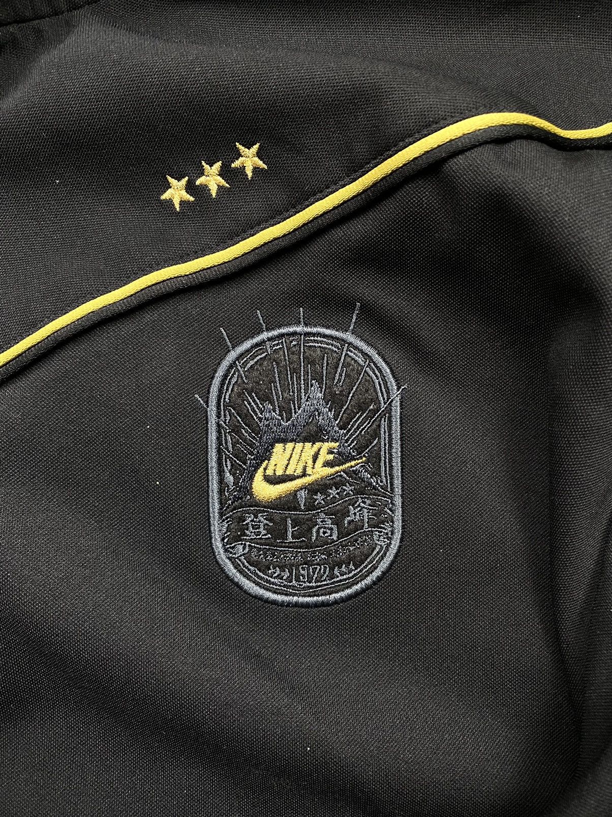 Nike Very Rare! Vintage Japanese Nike Soccer Jacket Jersey Size US XXL / EU 58 / 5 - 3 Thumbnail