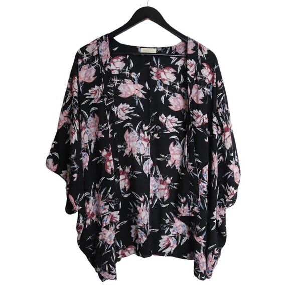 Aritzia Azure Skies Cosima Floral Print Black Oversized Kimono Size M / US 6-8 / IT 42-44 - 1 Thumbnail