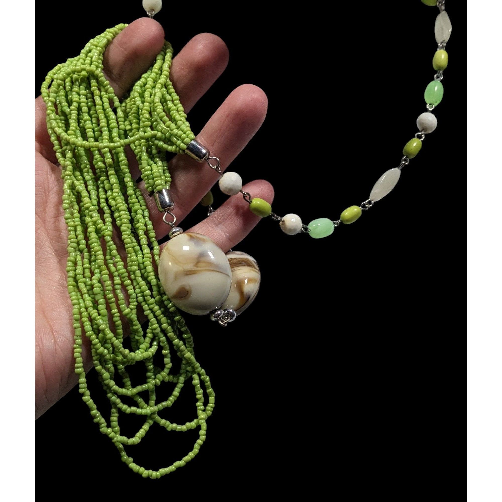 Other Vintage Fairycore Green Glass And Acrylic Beaded Necklace Size ONE SIZE - 6 Thumbnail