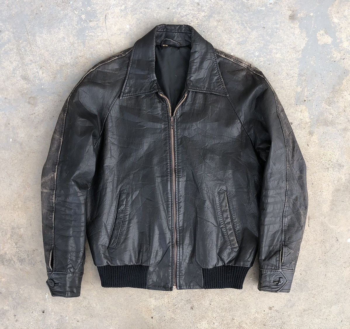 Vintage Vintage Sun Faded Cow Leather Bomber Jacket Size US S / EU 44-46 / 1 - 9 Thumbnail