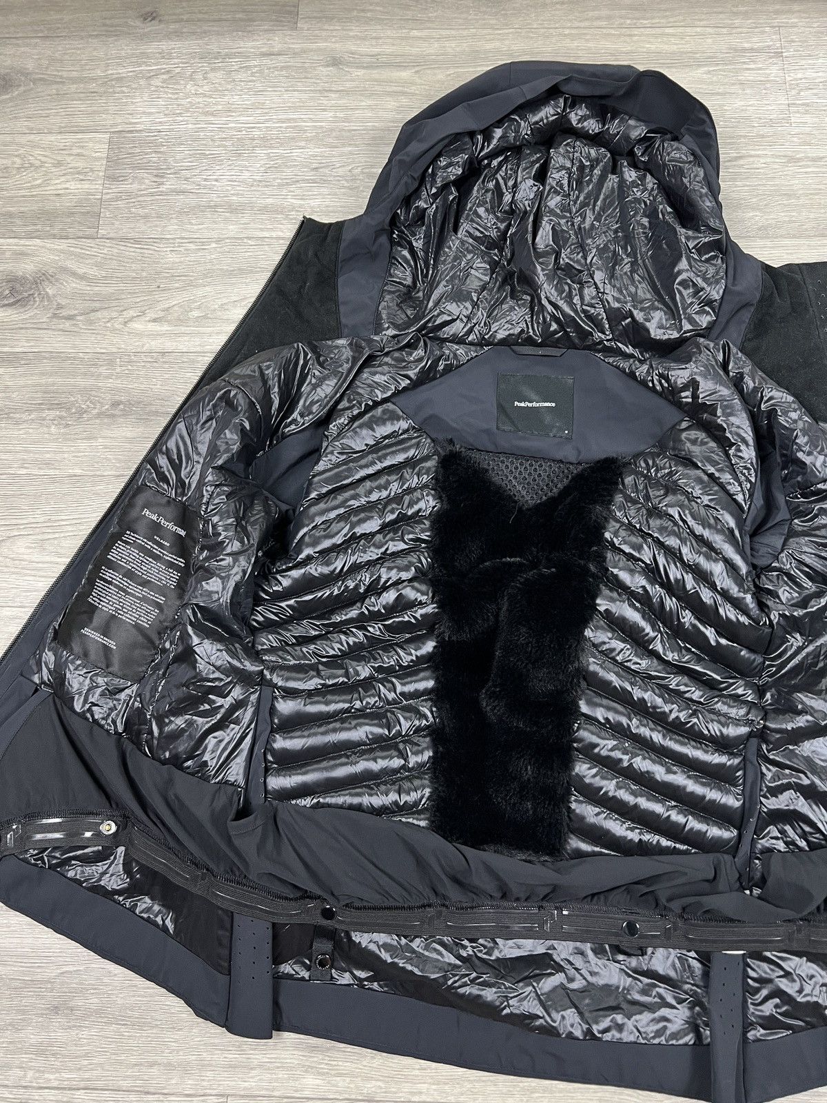 Peak Performance BUNDA PEAK PERFORMANCE W.VELCOREJ ACTIVE SKI JACKET BLACK Size M / US 6-8 / IT 42-44 - 13 Thumbnail